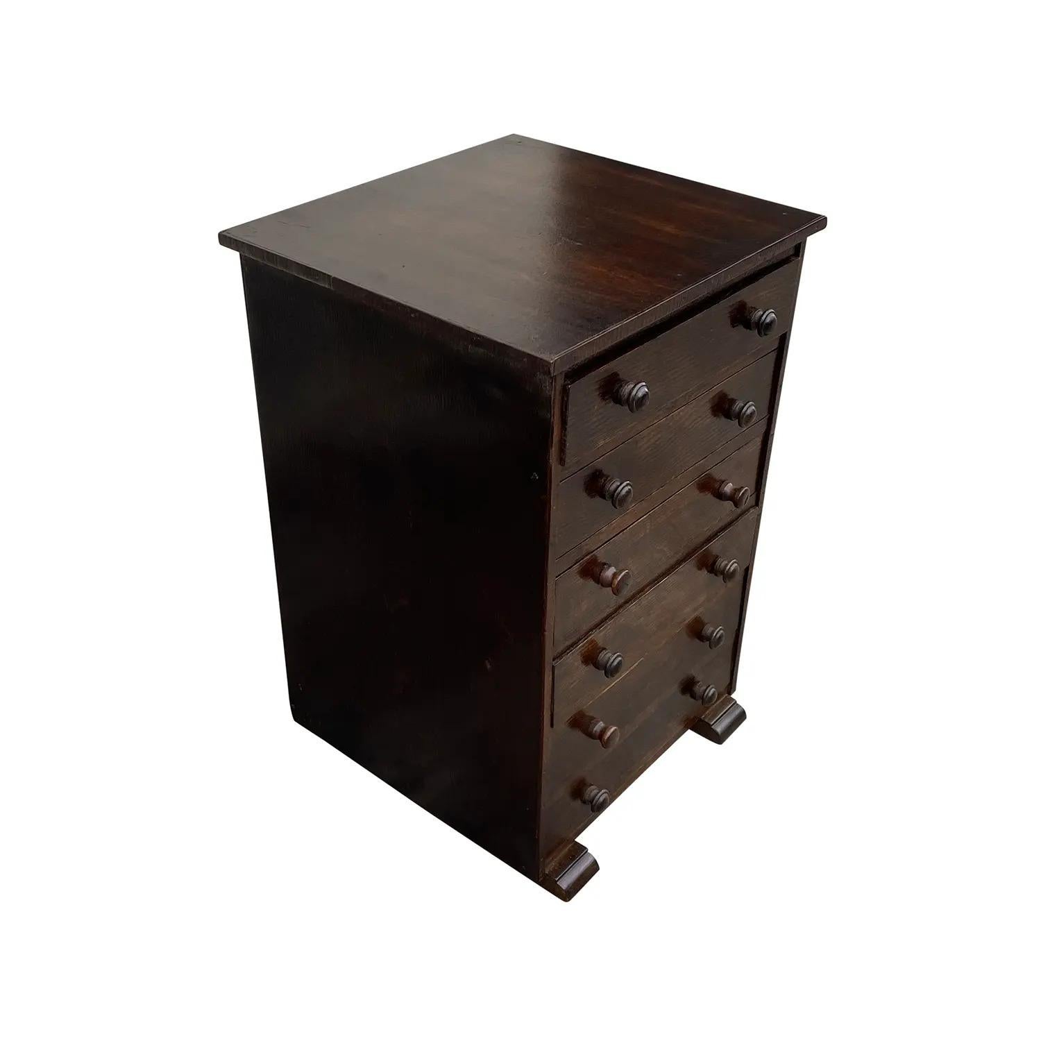20th Century Danish Art Deco Oakwood Semainiere - Small Scandinavian Cabinet For Sale 3