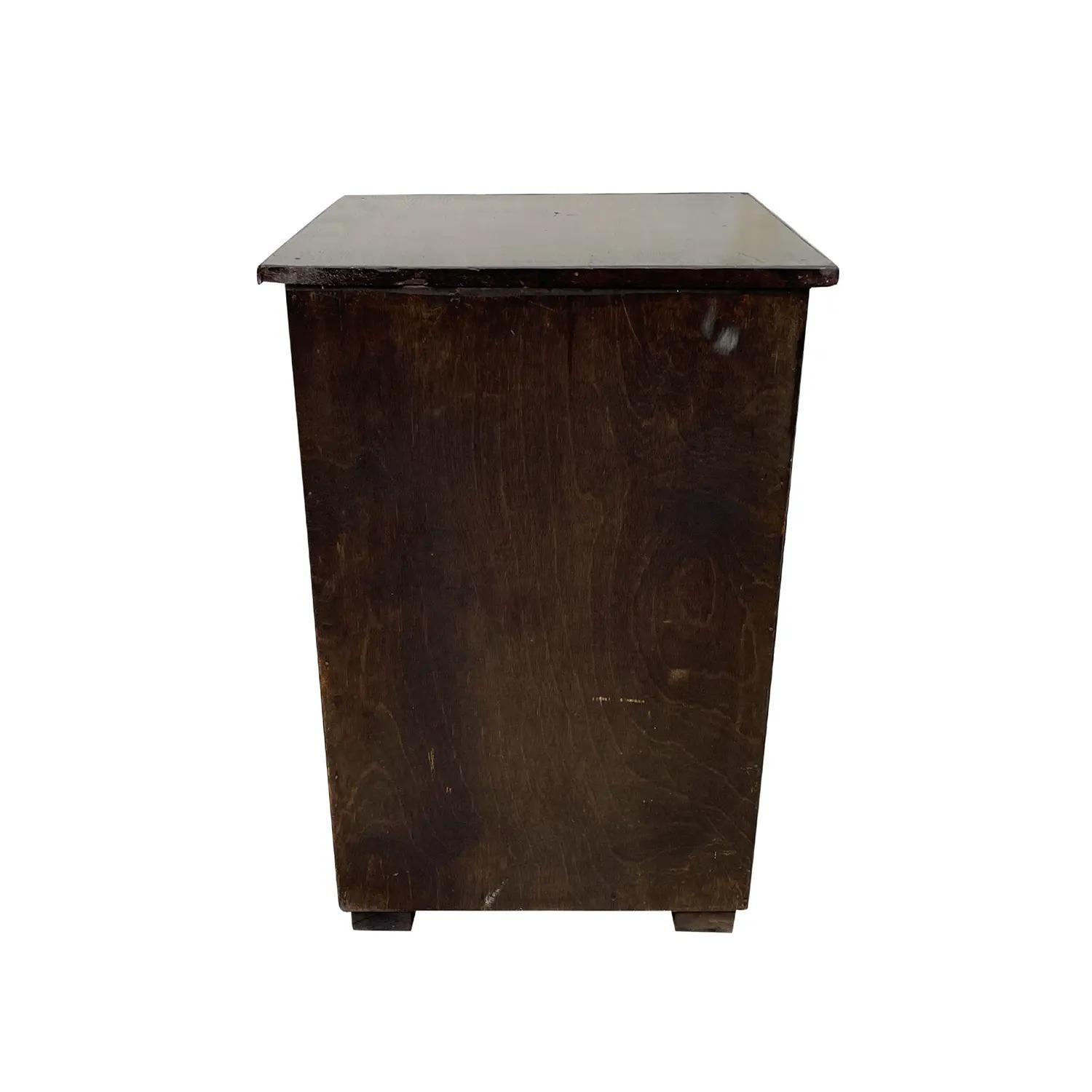 20th Century Danish Art Deco Oakwood Semainiere - Small Scandinavian Cabinet For Sale 6