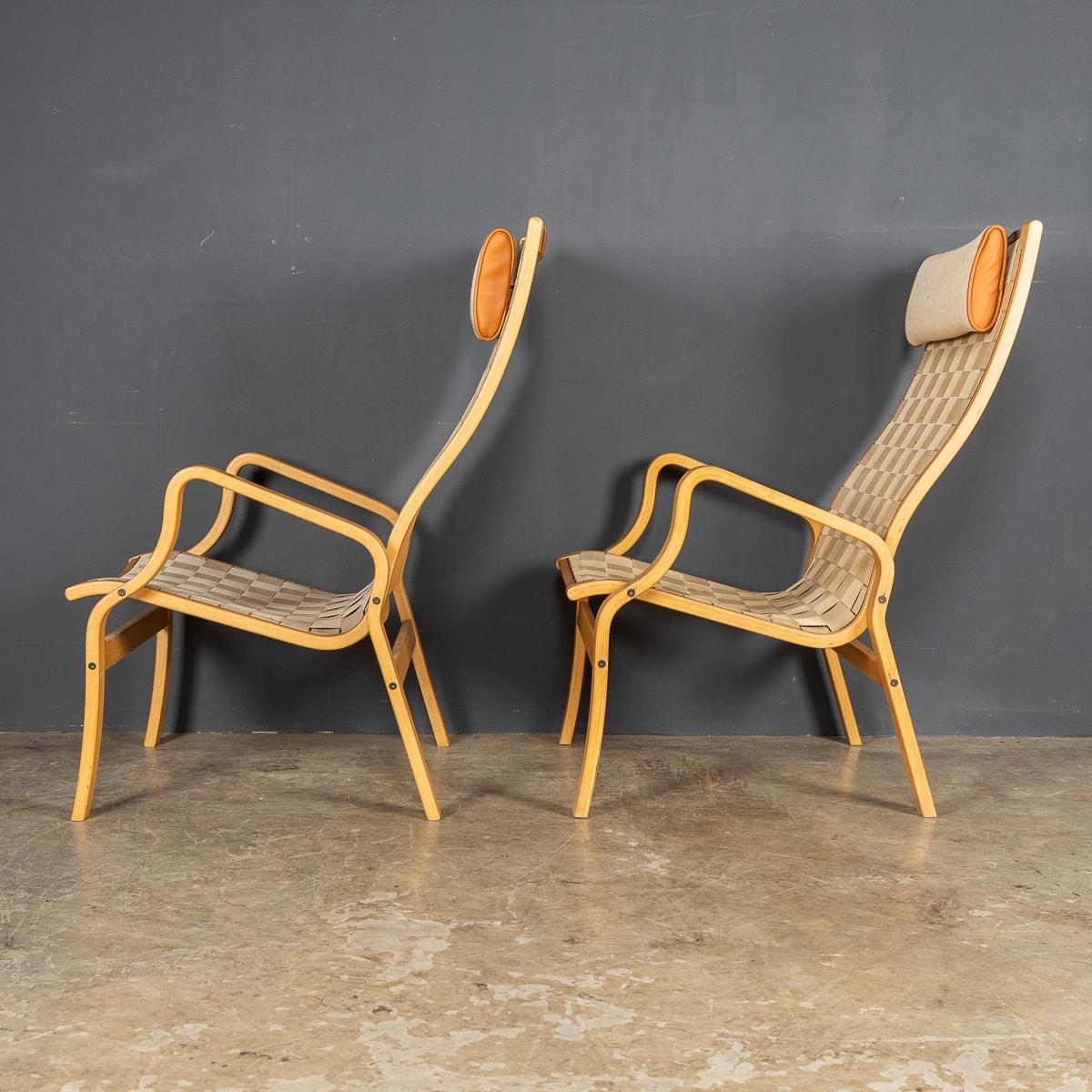 20thC Danish Beech Framed Chairs & Ottoman, Bruno Mathsson Eva, C.197 In Good Condition For Sale In Royal Tunbridge Wells, Kent