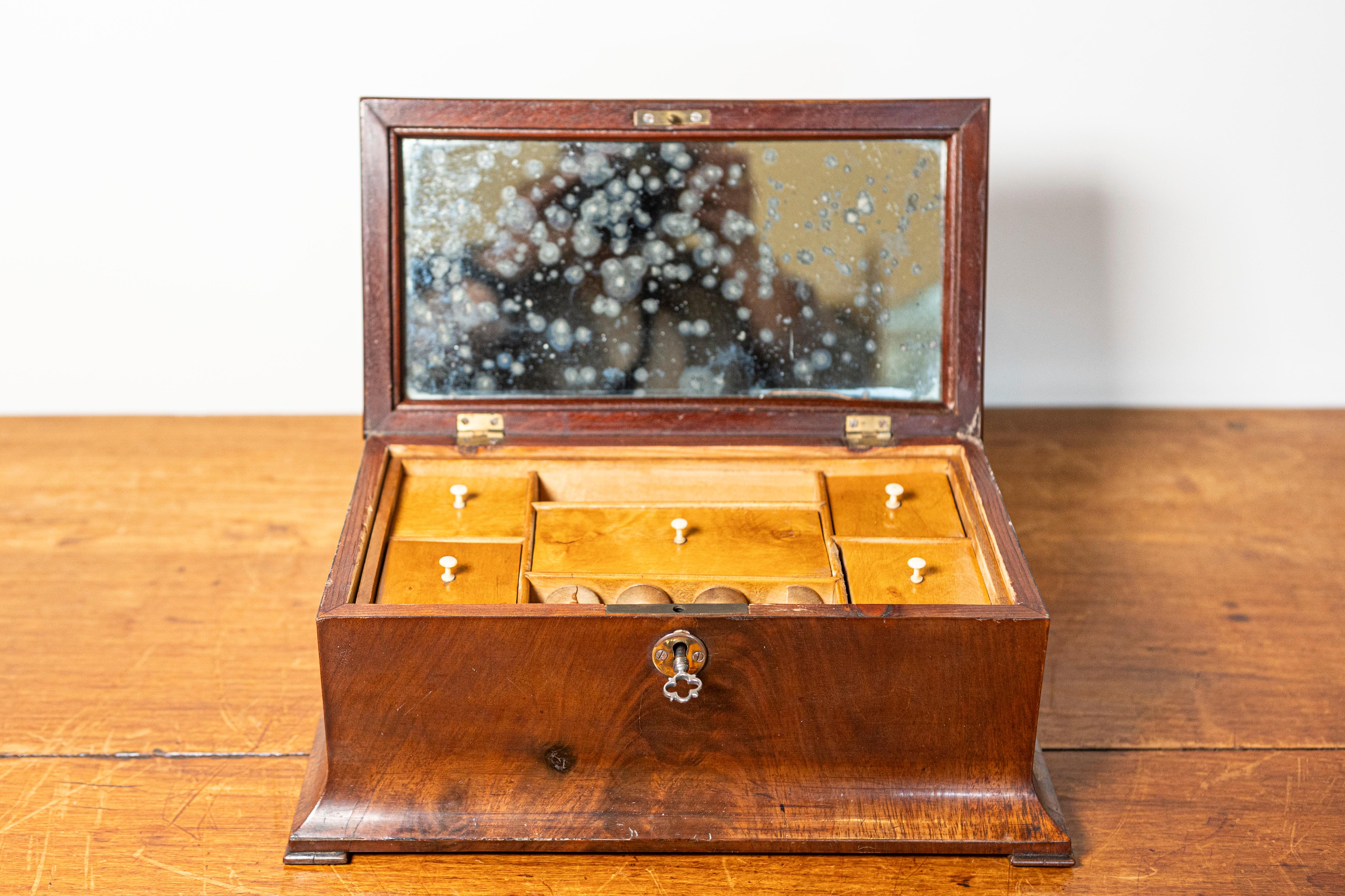 20th Century Danish Box Circa 1900 For Sale 5
