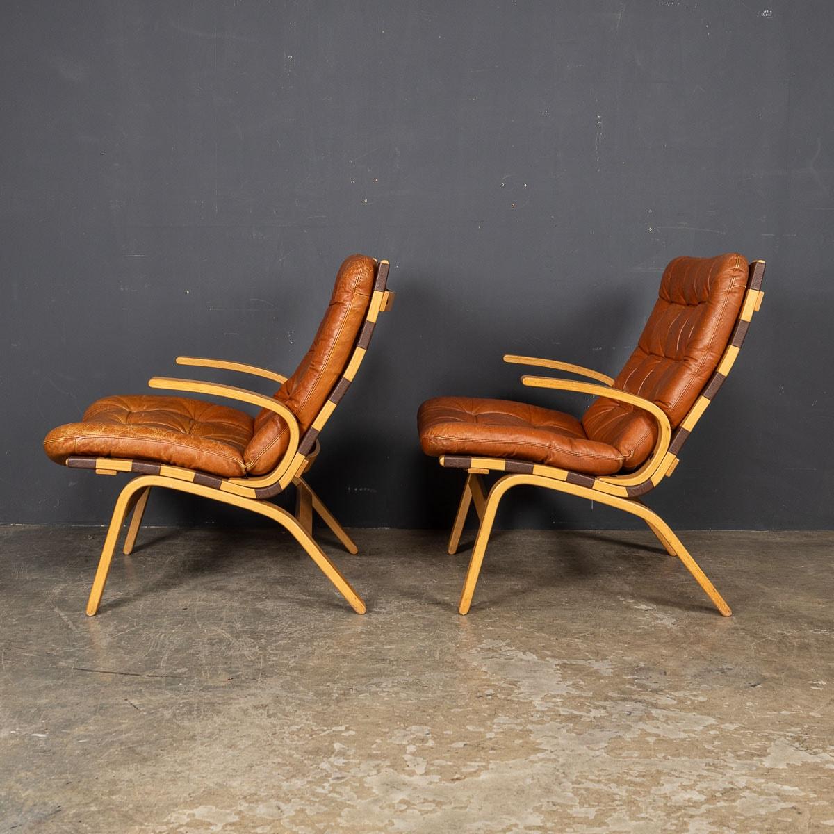 20th Century Danish Curved Beech Tan Leather Chairs By Farstrup Møbler, c.1970 2