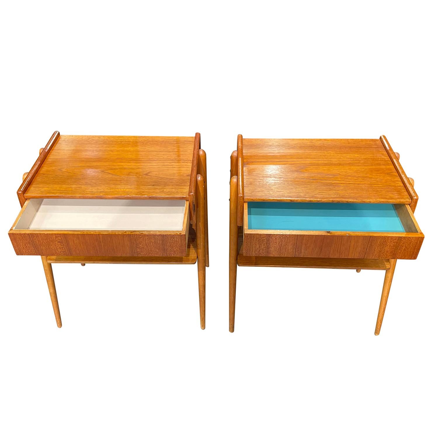Mid-Century Modern 20th Century Danish Modern Pair of Beech Nightstands - Vintage Bed Side Tables For Sale