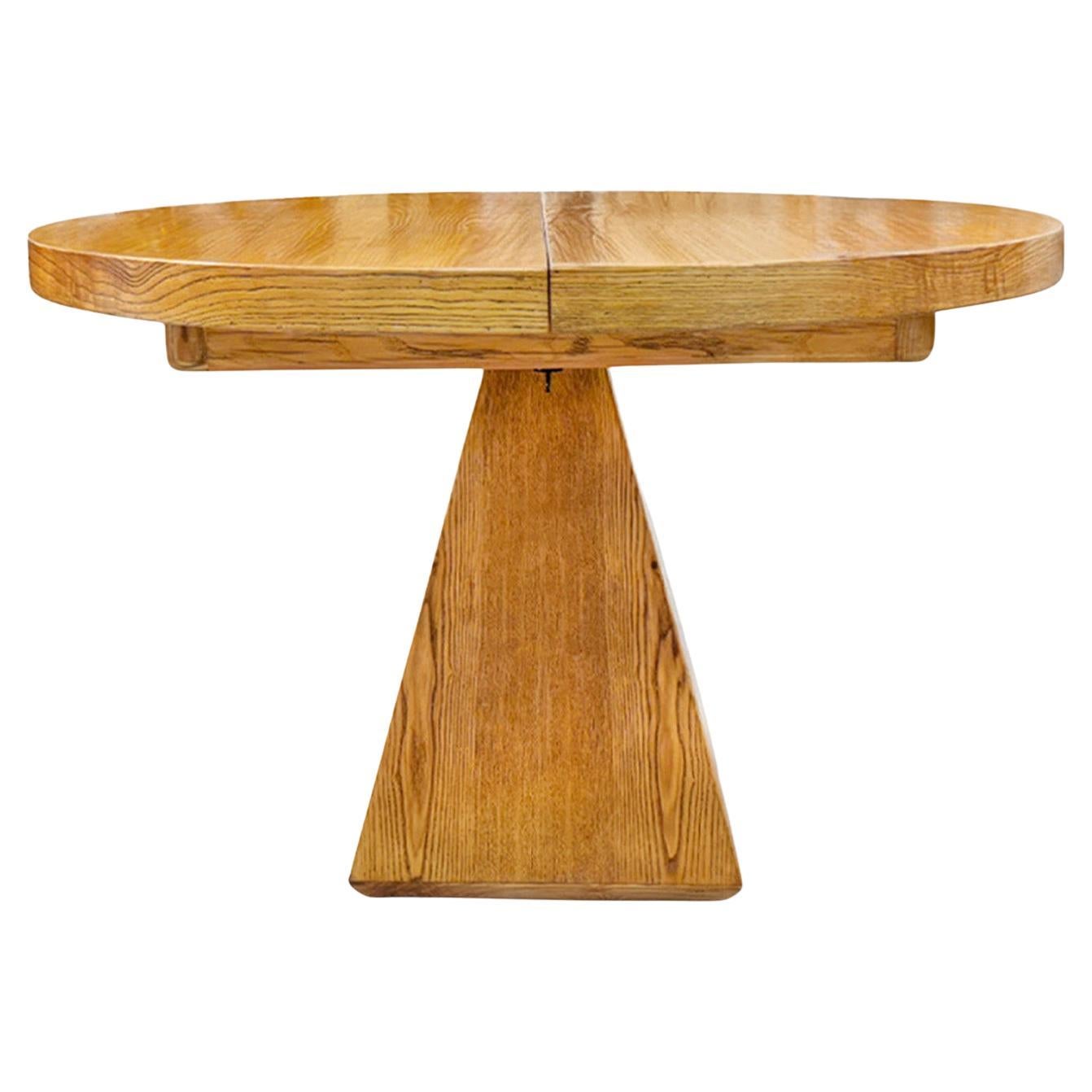 20th Century Danish Oval Extendable Pinewood Dining Table Attributed to Arne Vod For Sale