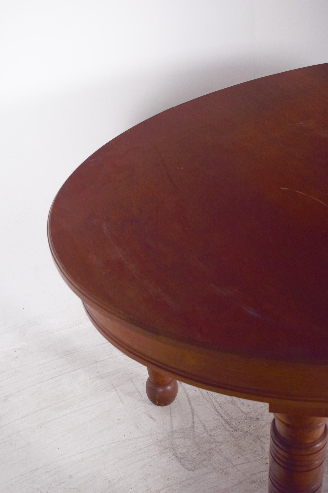 20th Century Danish Oval Oak Dining Table For Sale 3