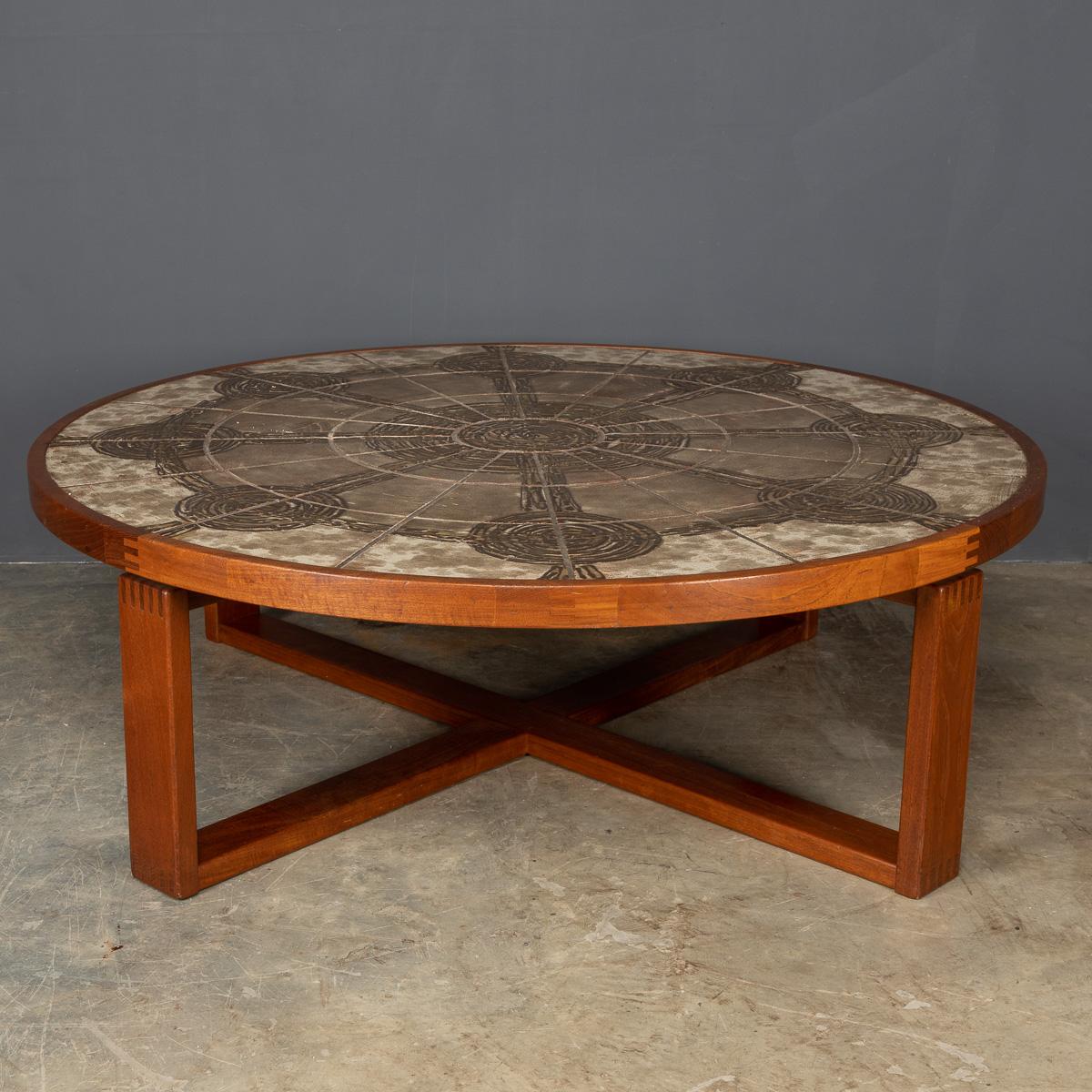 20th Century Danish Ox Art Coffee Table by Trioh In Good Condition In Royal Tunbridge Wells, Kent
