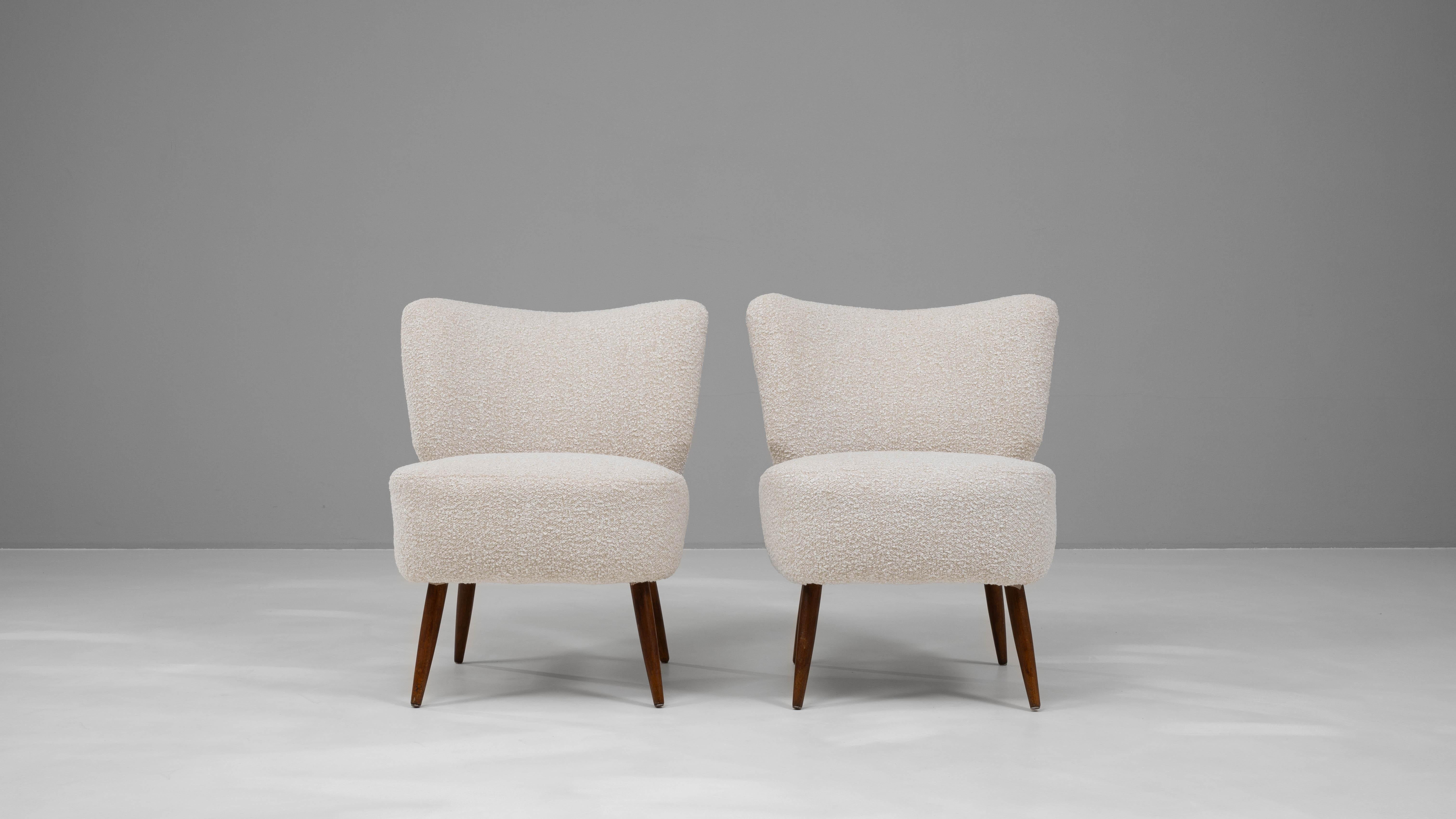 20ième siècle Paire de chaises tapissées danoises du 20e siècle en vente