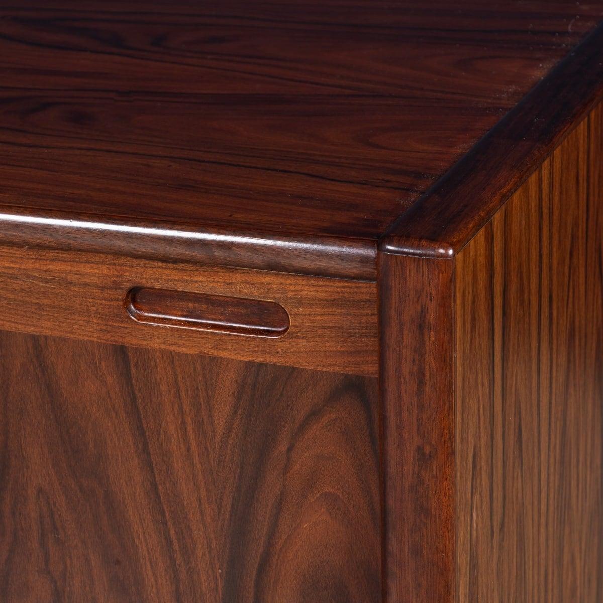 Credenza in palissandro danese del XX secolo di Skovby Møbelfabrik A/S. C.C. in vendita 2