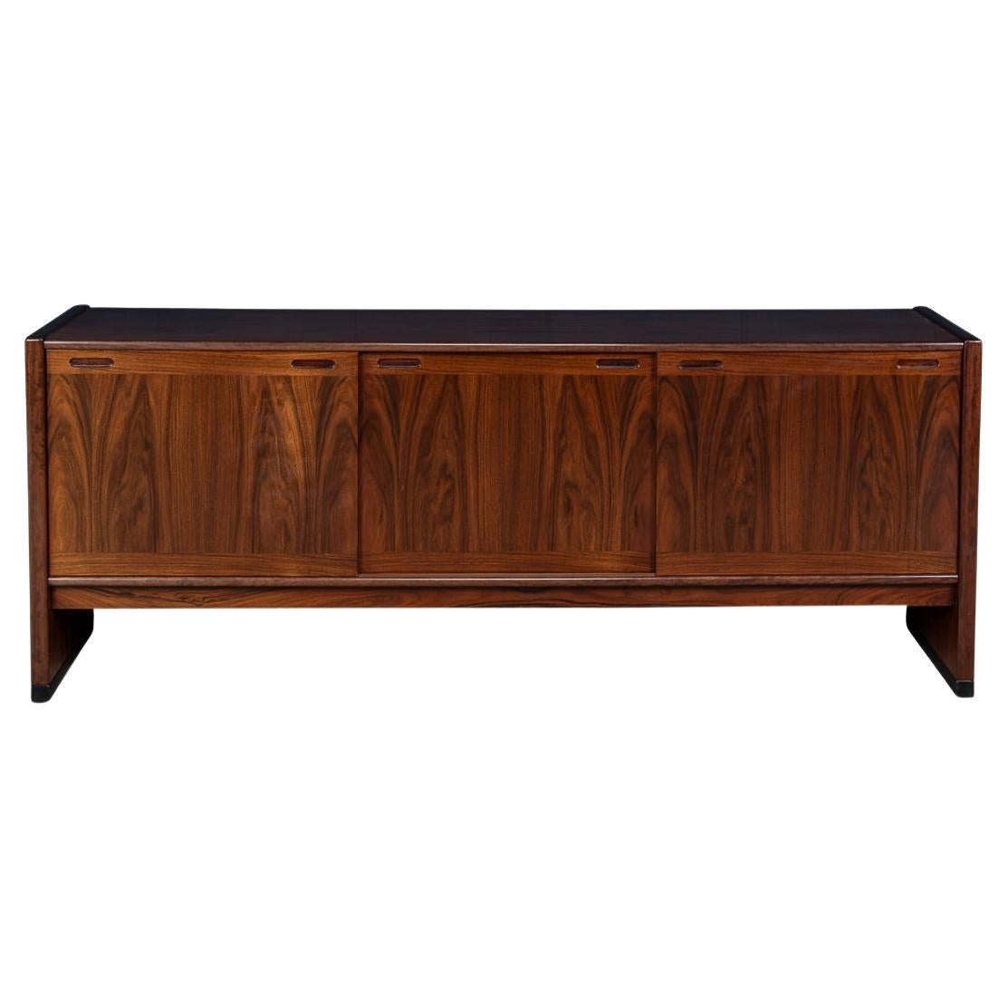 Buffet danois en bois de rose du XXe siècle Skovby Møbelfabrik A/S c.C. 1960