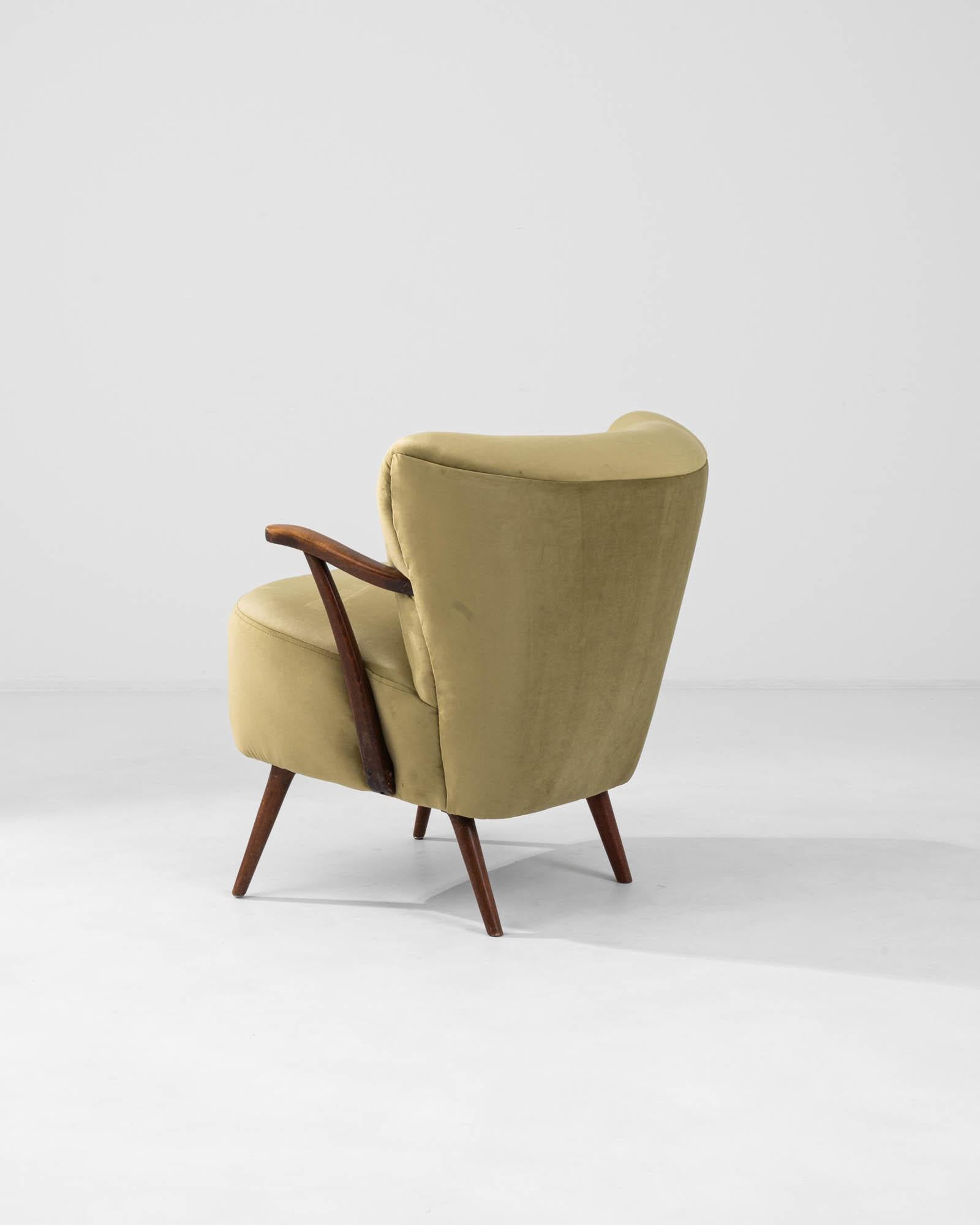 20th Century Danish Upholstered Armchair For Sale 2
