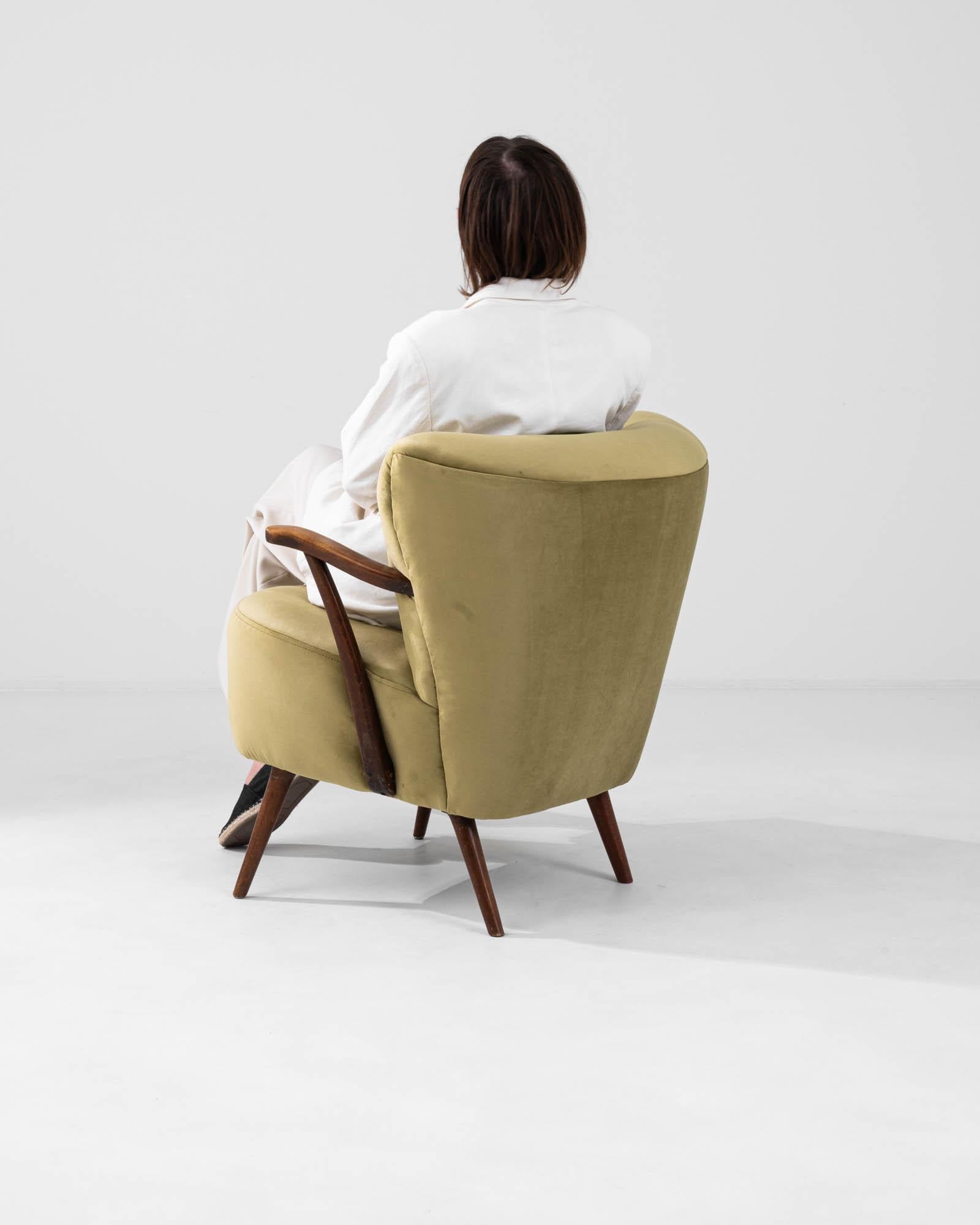 Fauteuil tapissé danois du 20e siècle en vente 1
