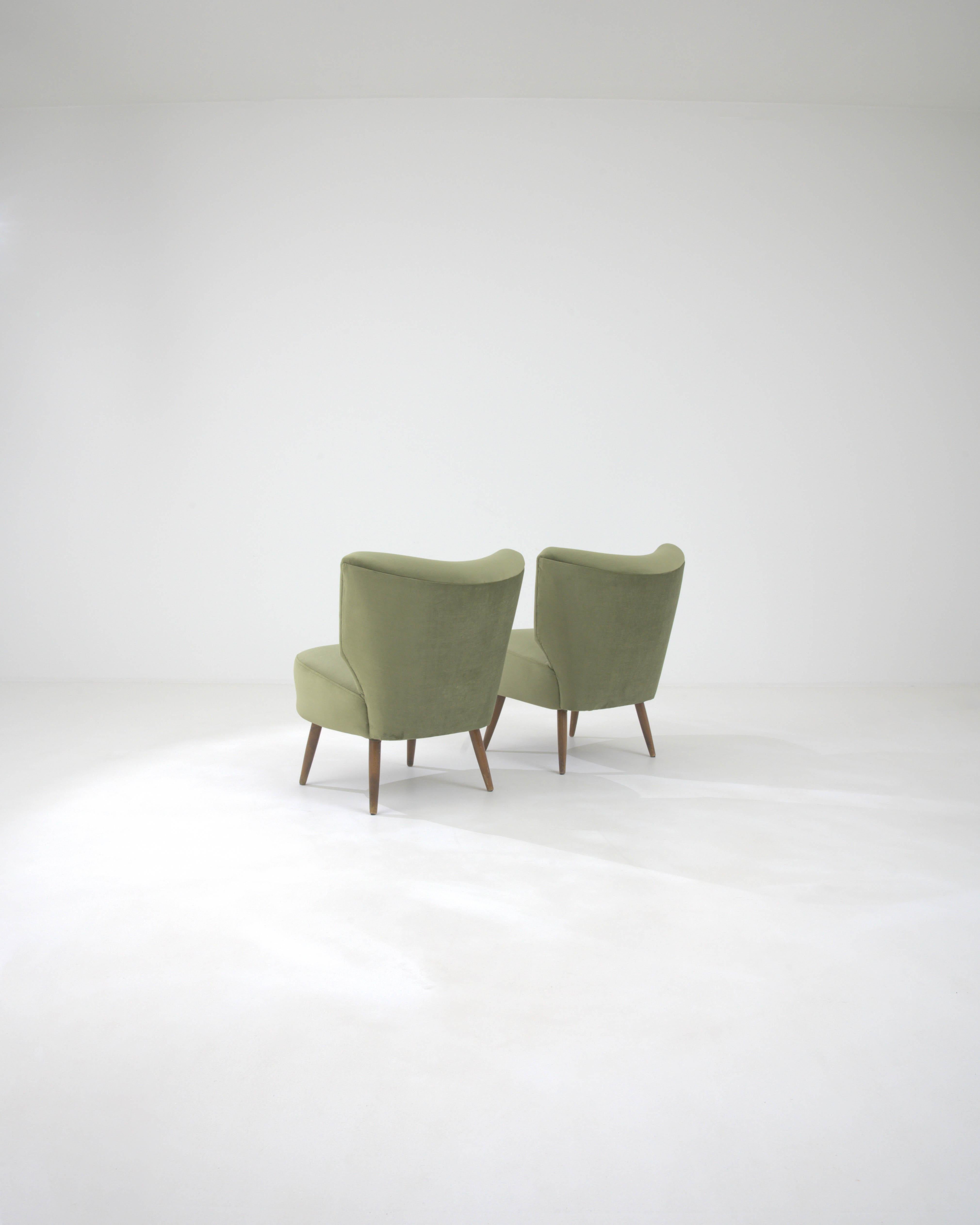 Tissu d'ameublement Paire de fauteuils rembourrés danois du 20e siècle en vente