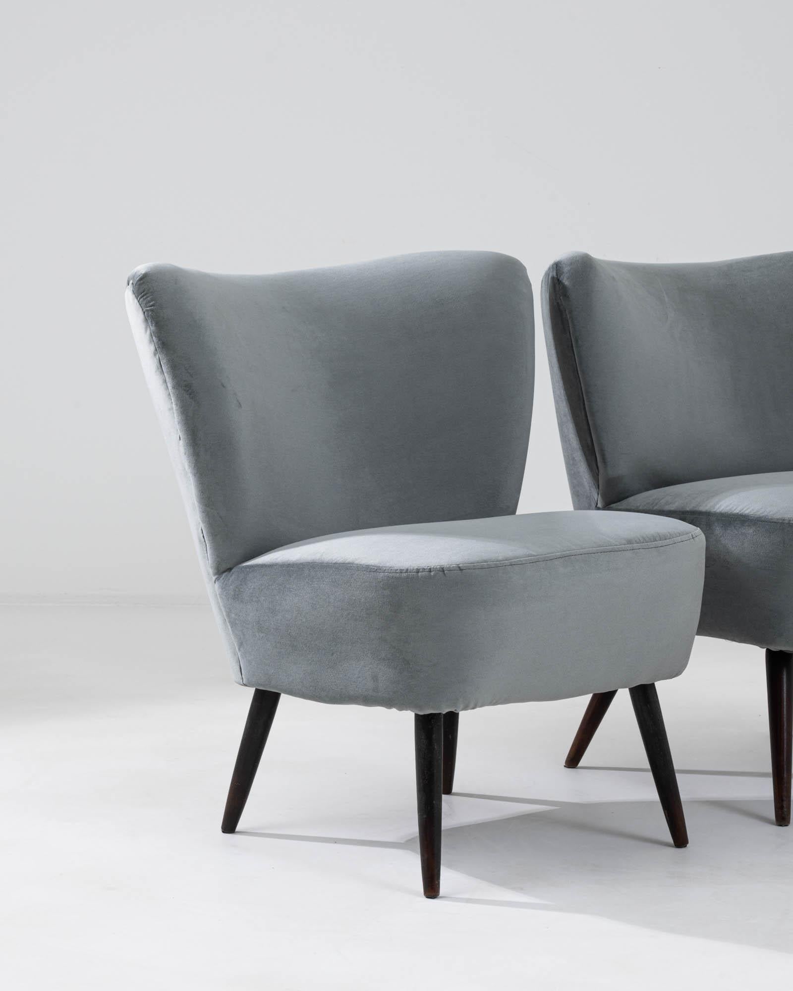 20th Century Danish Upholstered Armchairs, a Pair For Sale 4