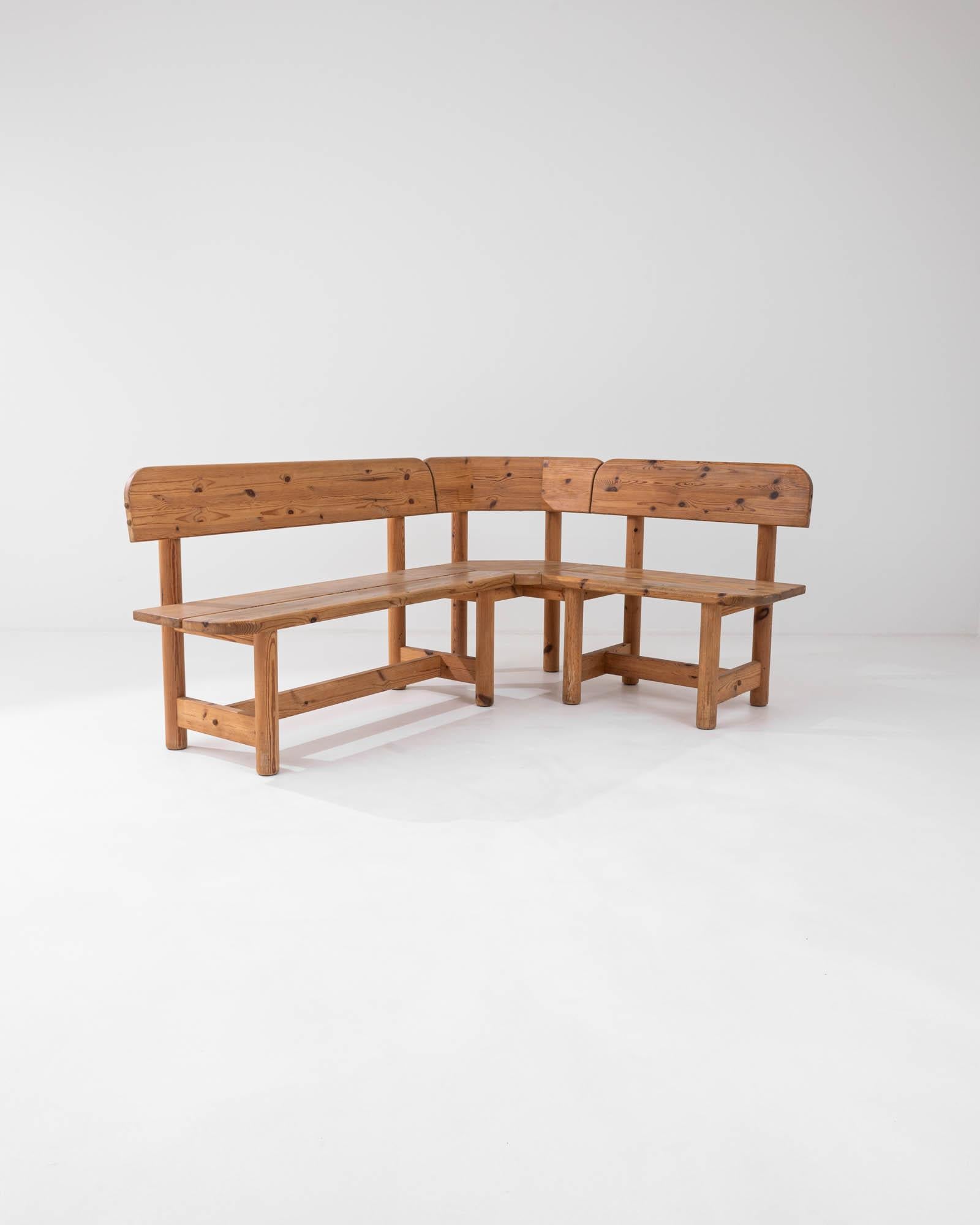 20th Century Danish Wooden Corner Bench  In Good Condition In High Point, NC