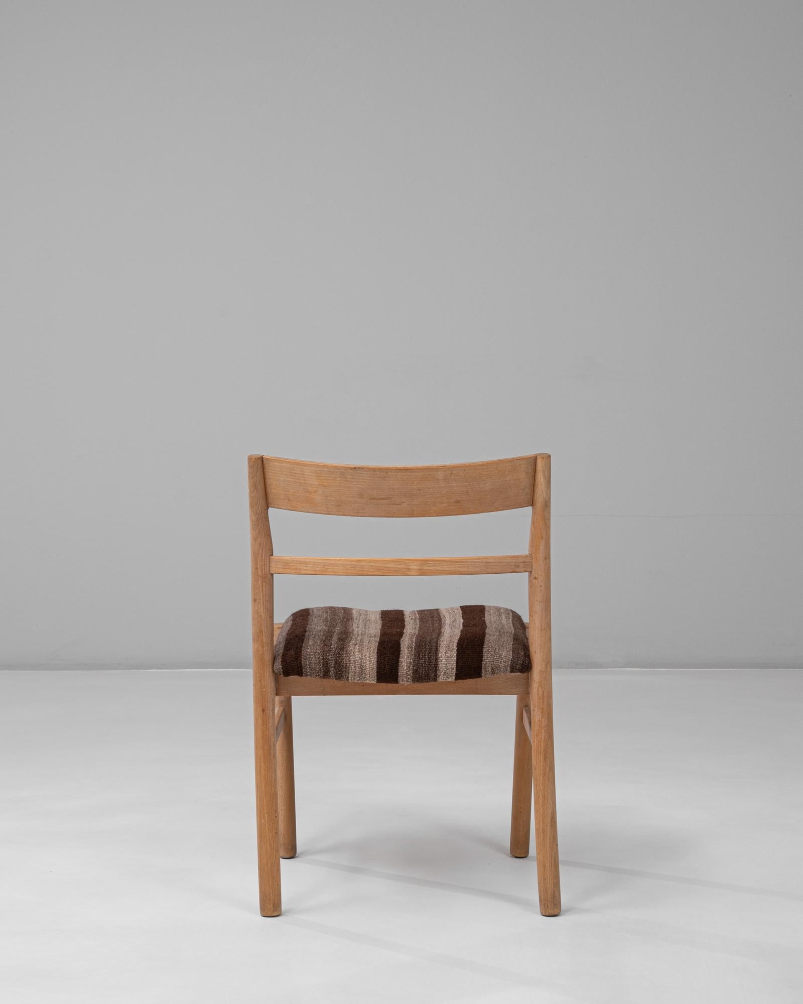 Sedia da pranzo danese in legno del XX secolo di Kurt Østervig In condizioni buone in vendita a High Point, NC