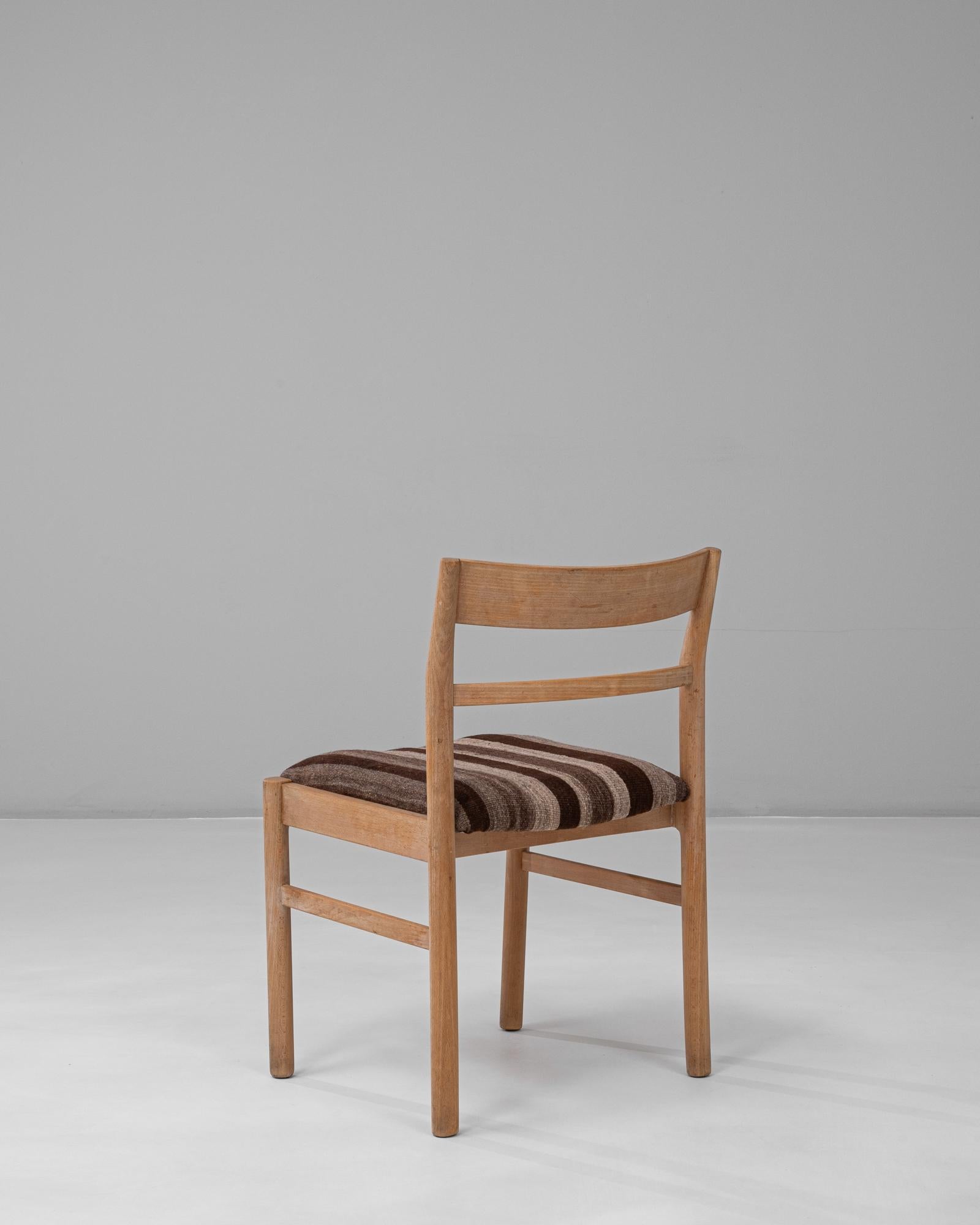 Legno Sedia da pranzo danese in legno del XX secolo di Kurt Østervig in vendita