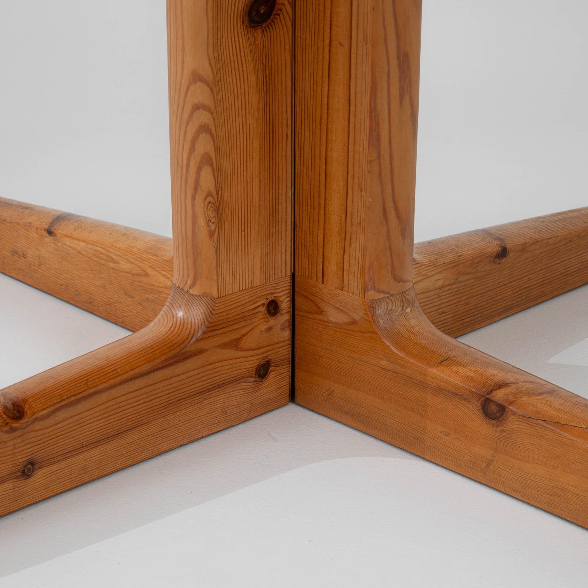 Table de salle à manger danoise en bois du 20e siècle par Rainer Daumiller en vente 6