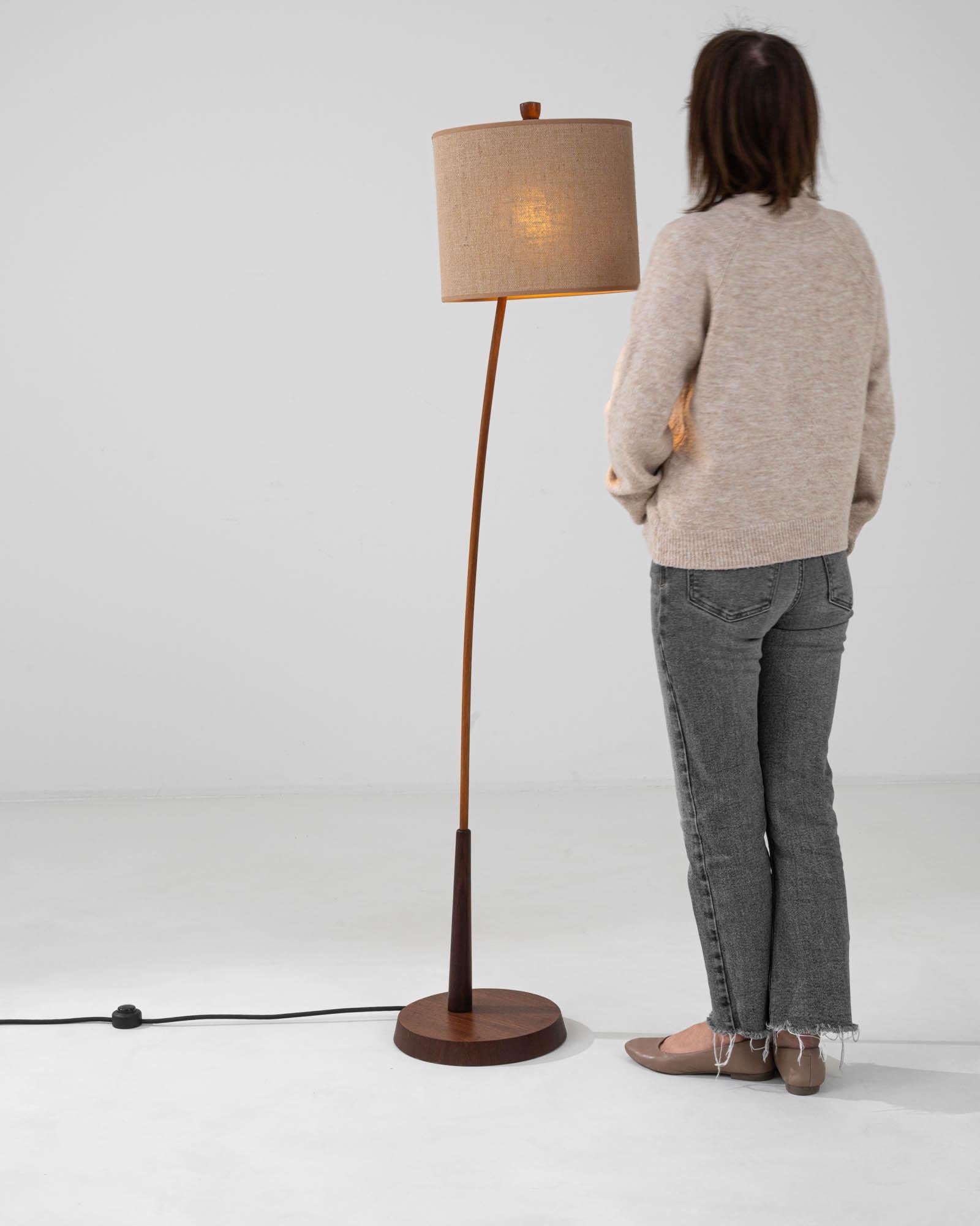 20th Century Danish Wooden Floor Lamp For Sale 3