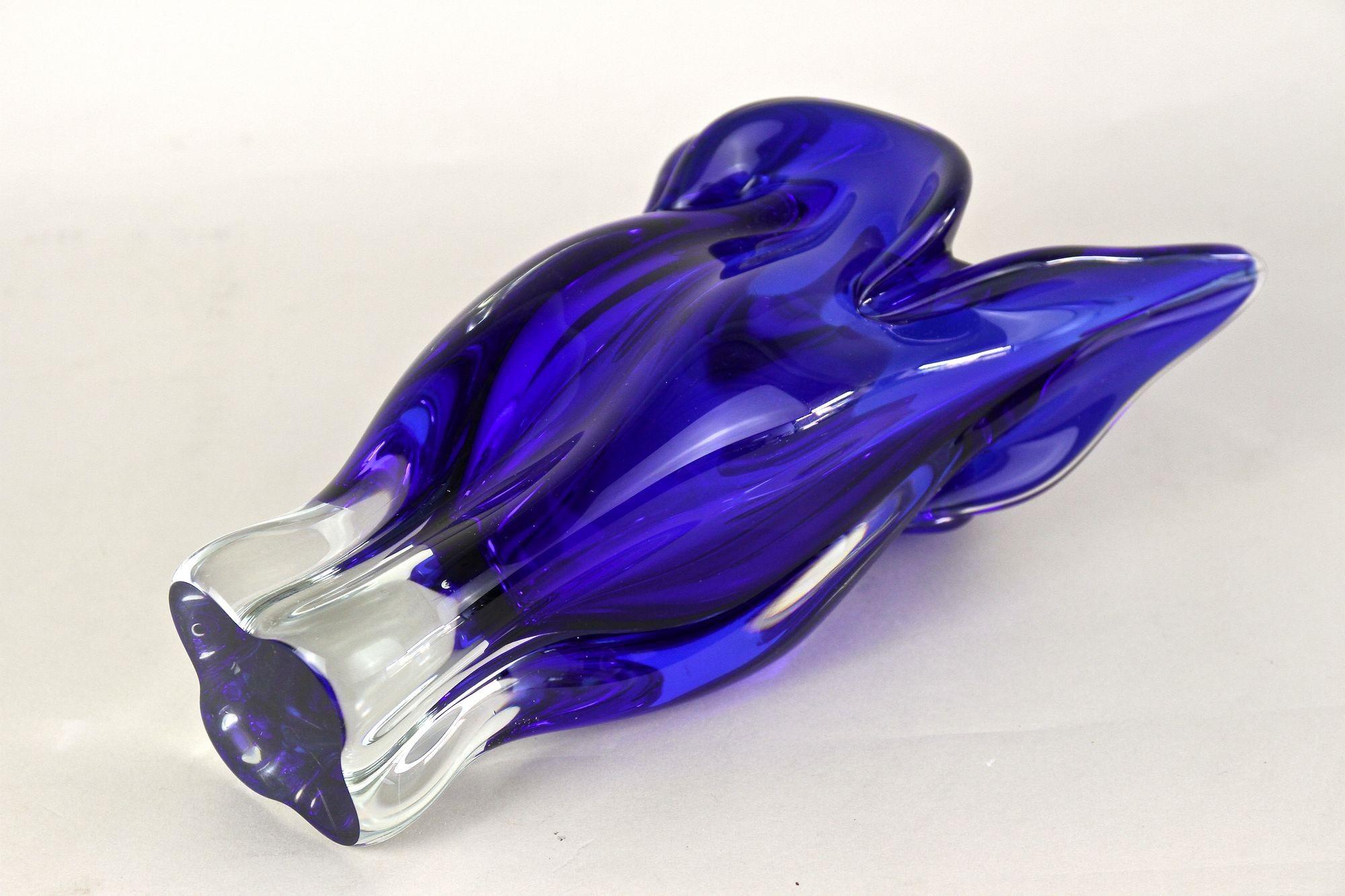 Vaso in vetro di Murano del XX secolo di colore blu scuro, Sommerso Murano, Italia 1960/70 ca. in vendita 6