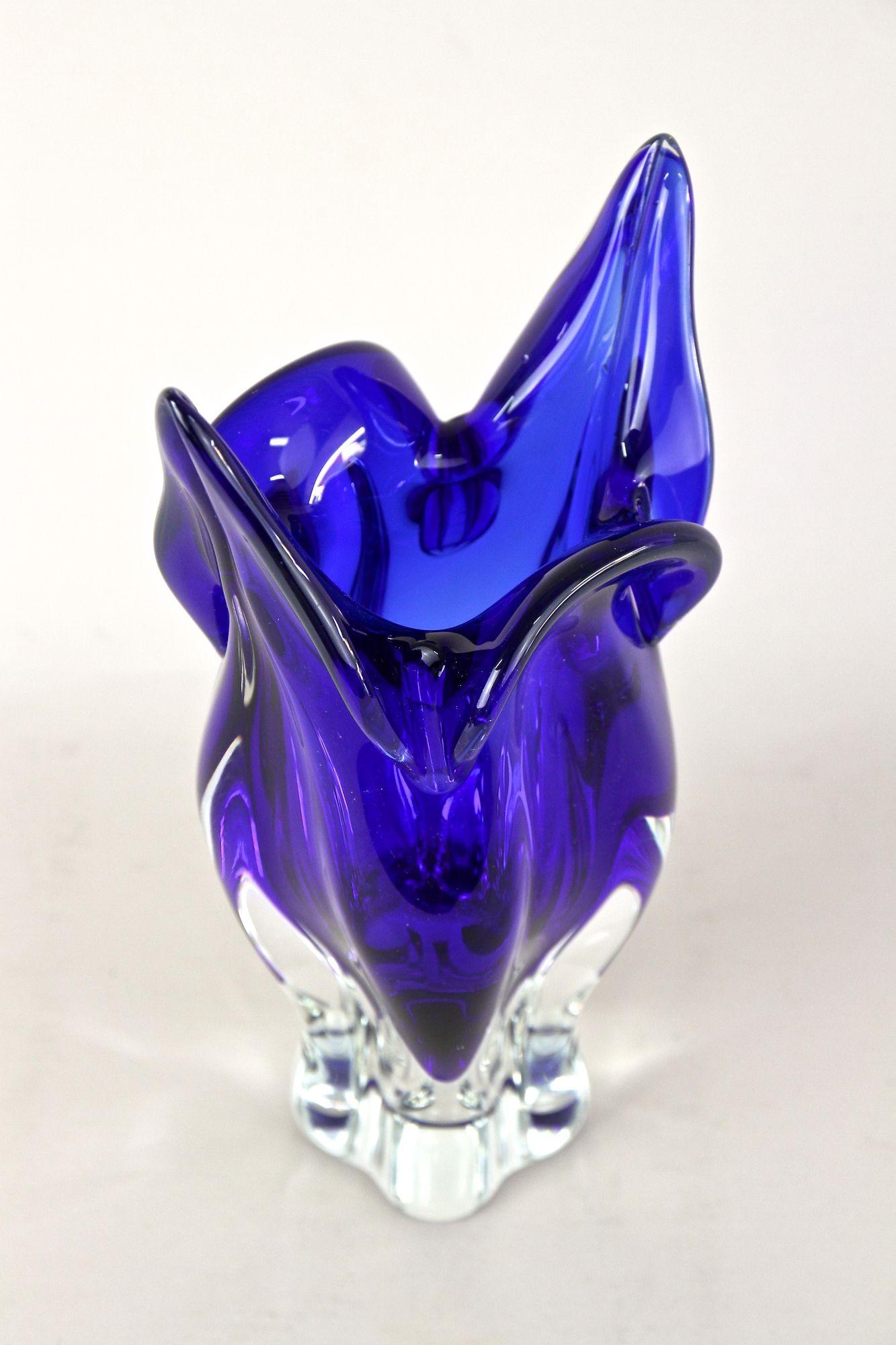 Vaso in vetro di Murano del XX secolo di colore blu scuro, Sommerso Murano, Italia 1960/70 ca. in vendita 9