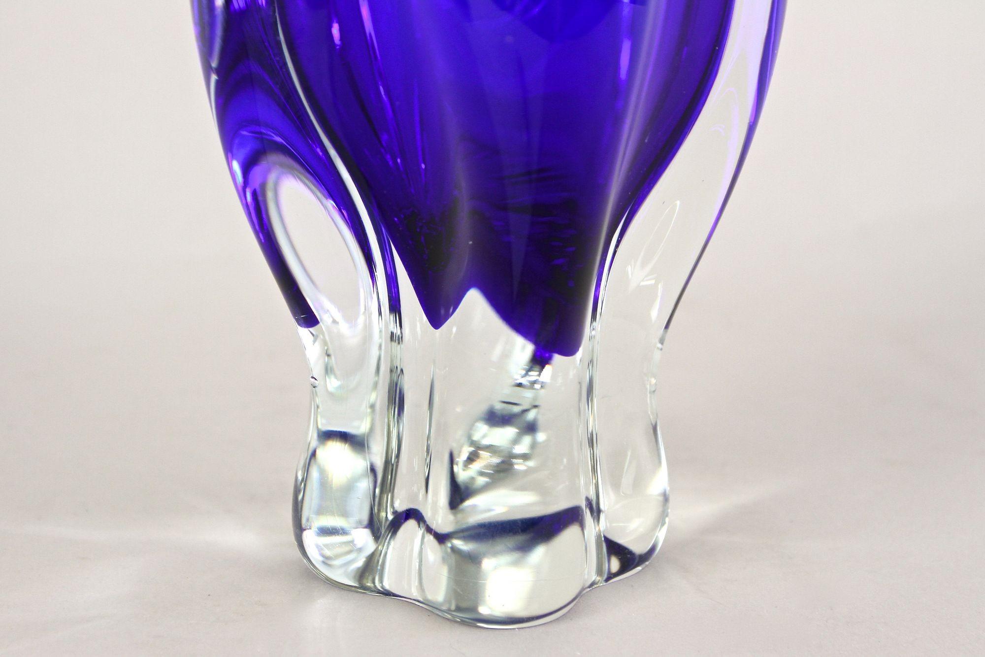 Vaso in vetro di Murano del XX secolo di colore blu scuro, Sommerso Murano, Italia 1960/70 ca. in vendita 12