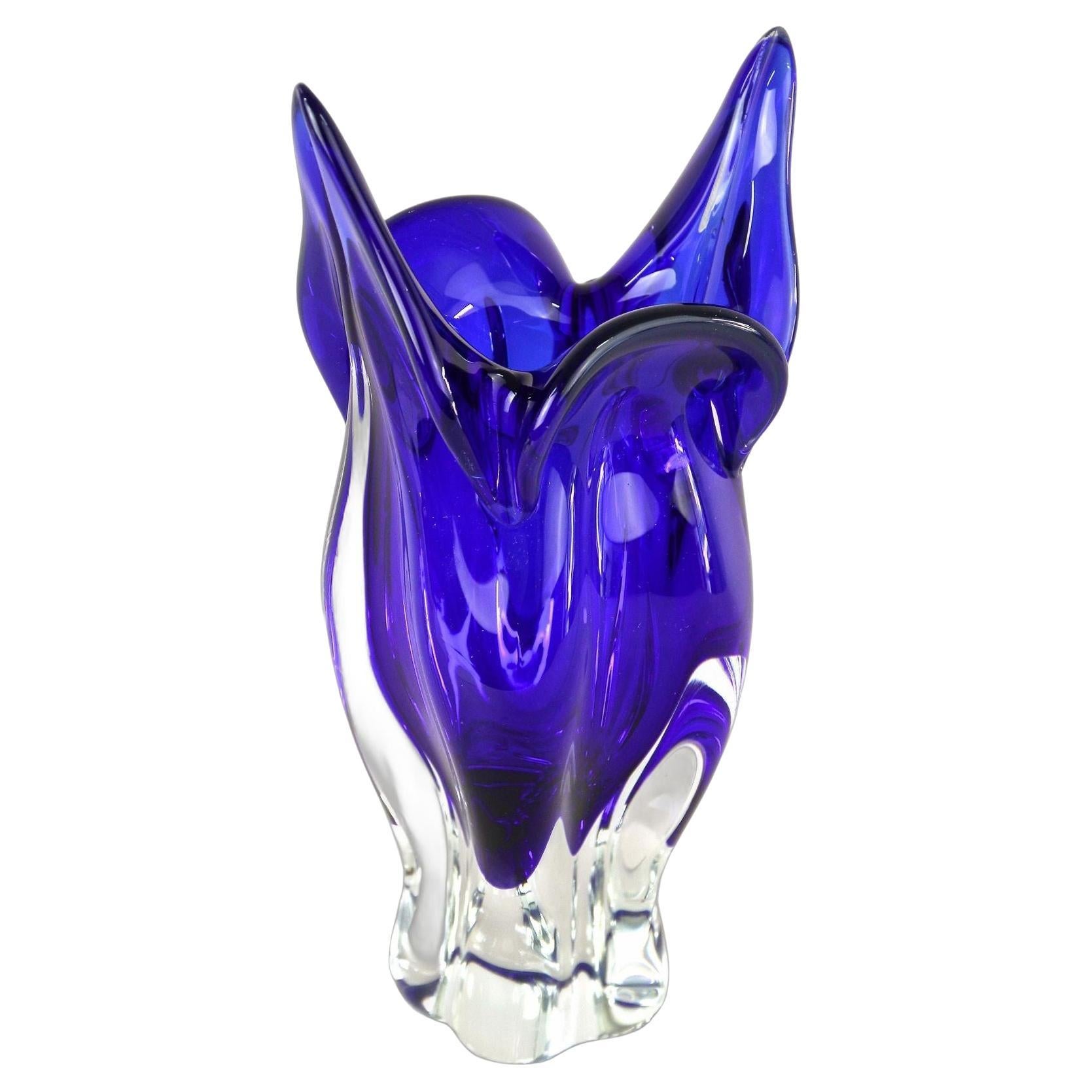 Vaso in vetro di Murano del XX secolo di colore blu scuro, Sommerso Murano, Italia 1960/70 ca. in vendita