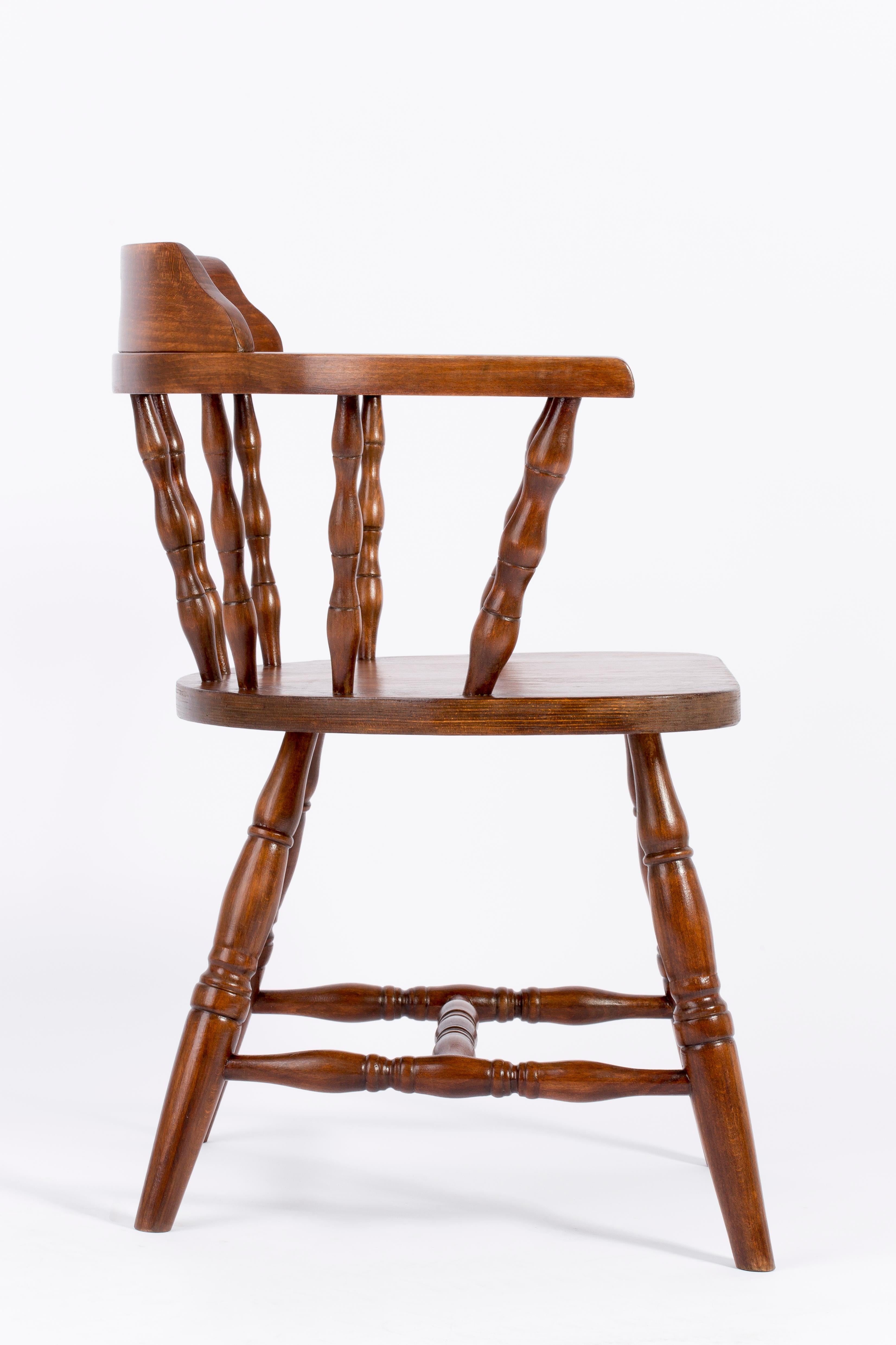 20th Century Dark Brown Beechwood Chair, 1960s In Excellent Condition For Sale In 05-080 Hornowek, PL