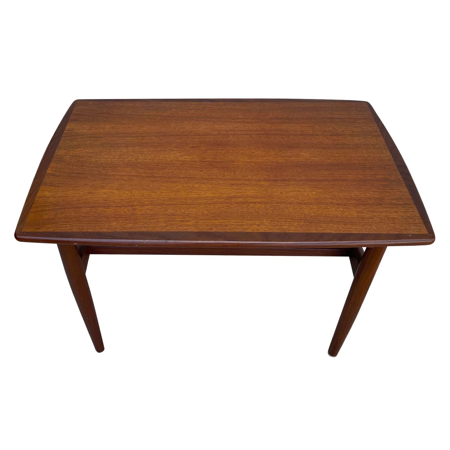 20th Century Danish Vintage Sofa Table - Scandinavian Teakwood Side Table For Sale 1