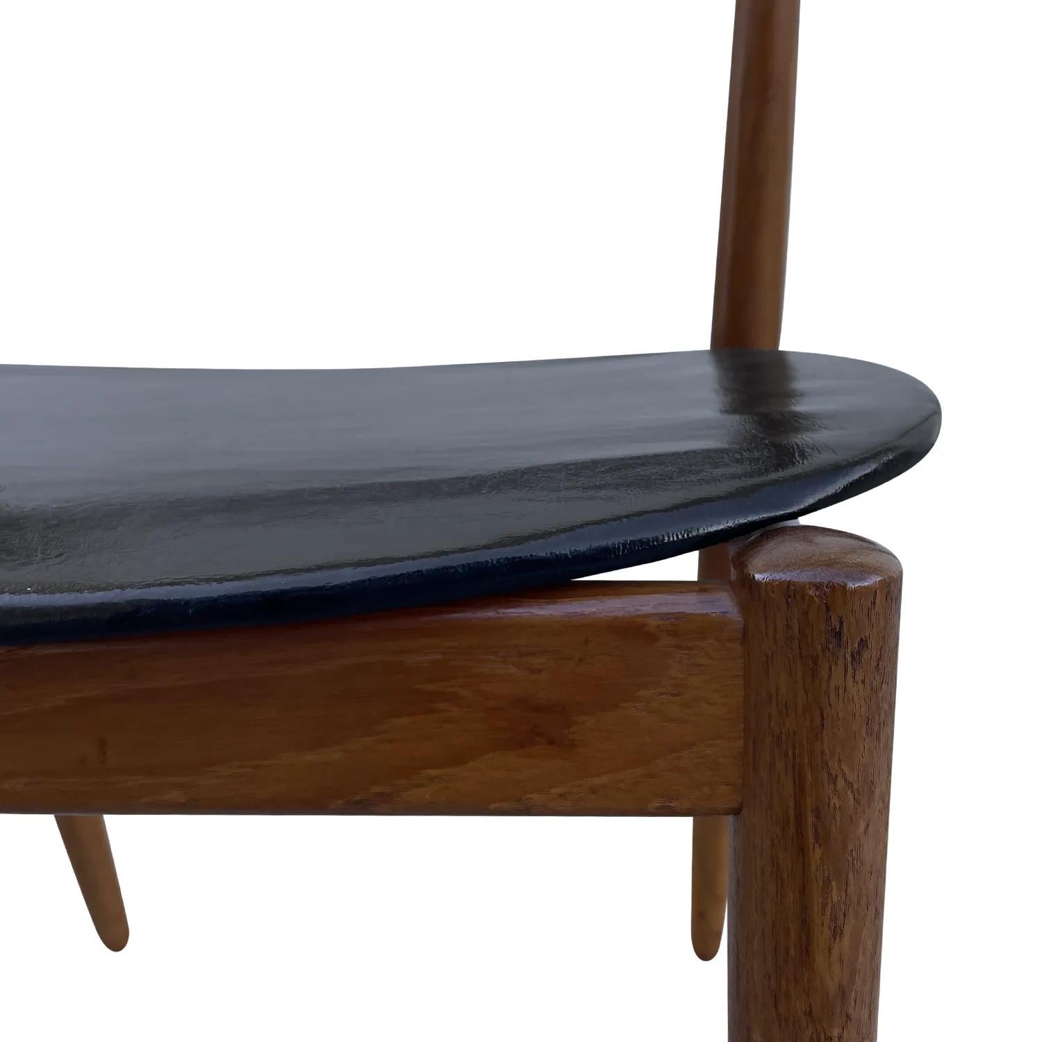 20th Century Danish Vintage Teak Side Chair - Scandinavian Faux Leather Chair For Sale 6
