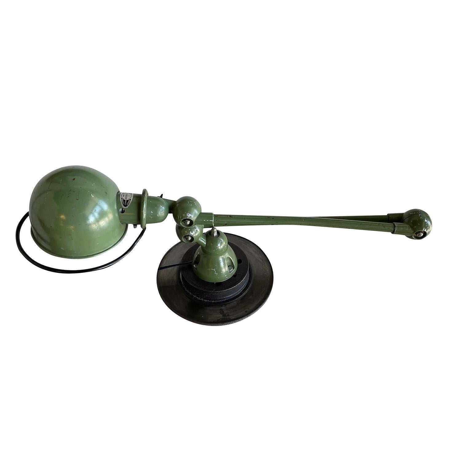 Mid-Century Modern 20th Century Dark-Green French Jielde Metal Desk Lamp by Jean Louis Domecq