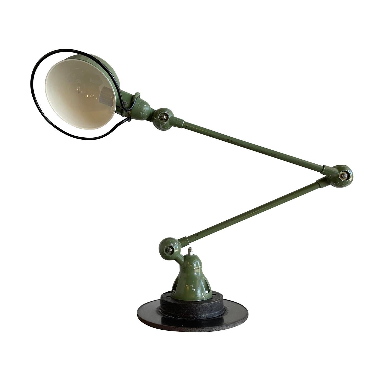 20th Century Dark-Green French Jielde Metal Desk Lamp by Jean Louis Domecq 2