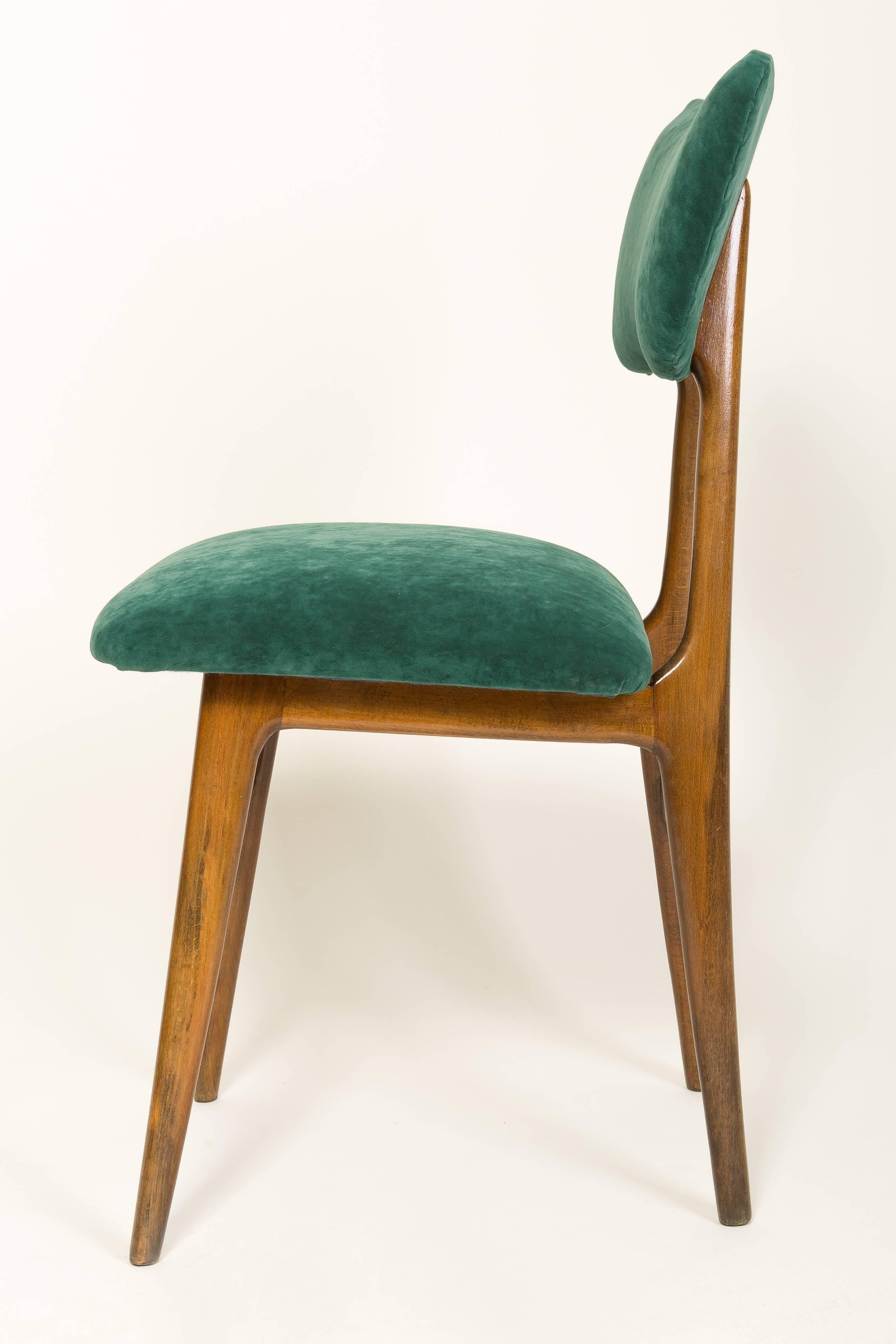 Hand-Crafted 20th Century Dark Green Velvet Chair, 1960s For Sale