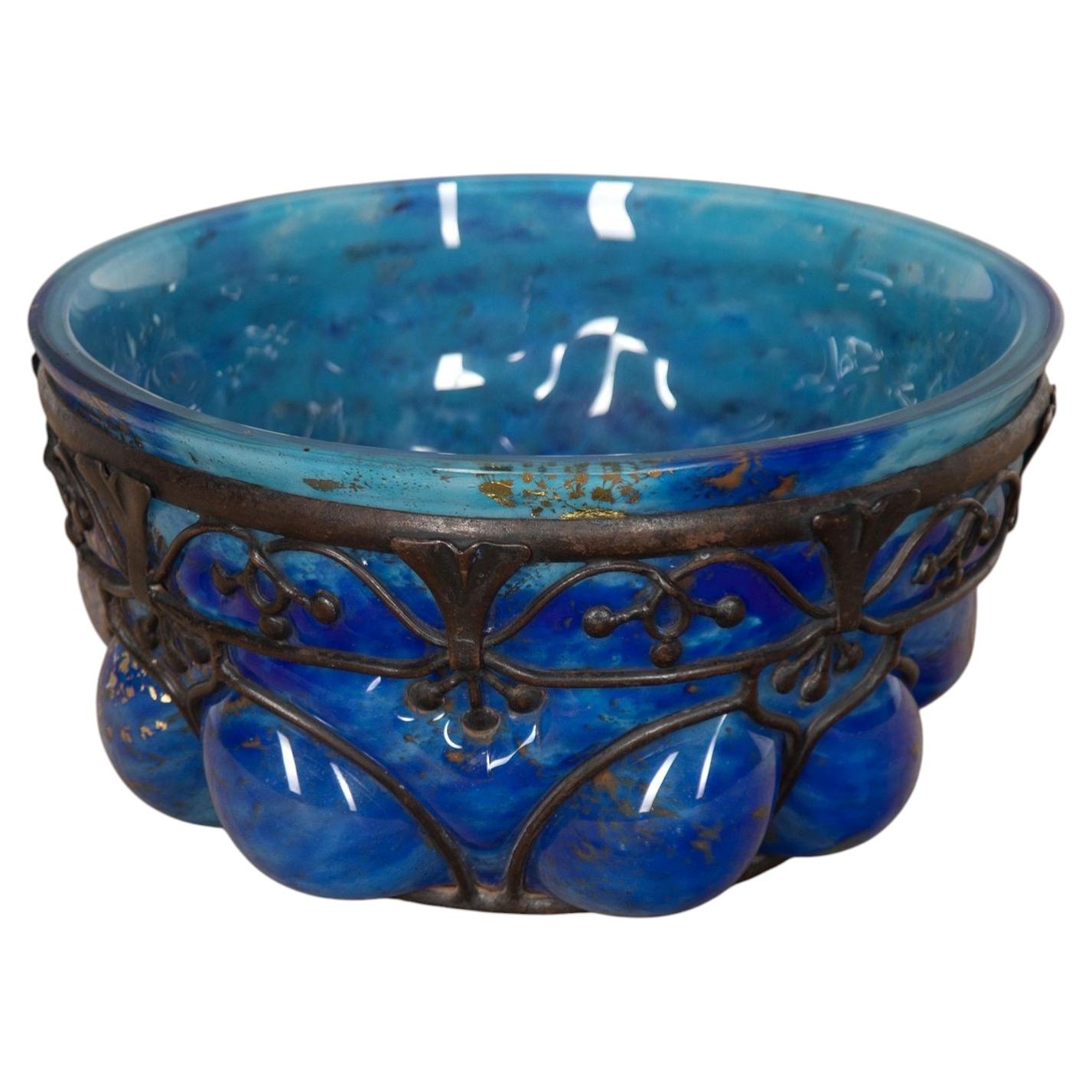Cuenco de cristal azul Daum del siglo XX