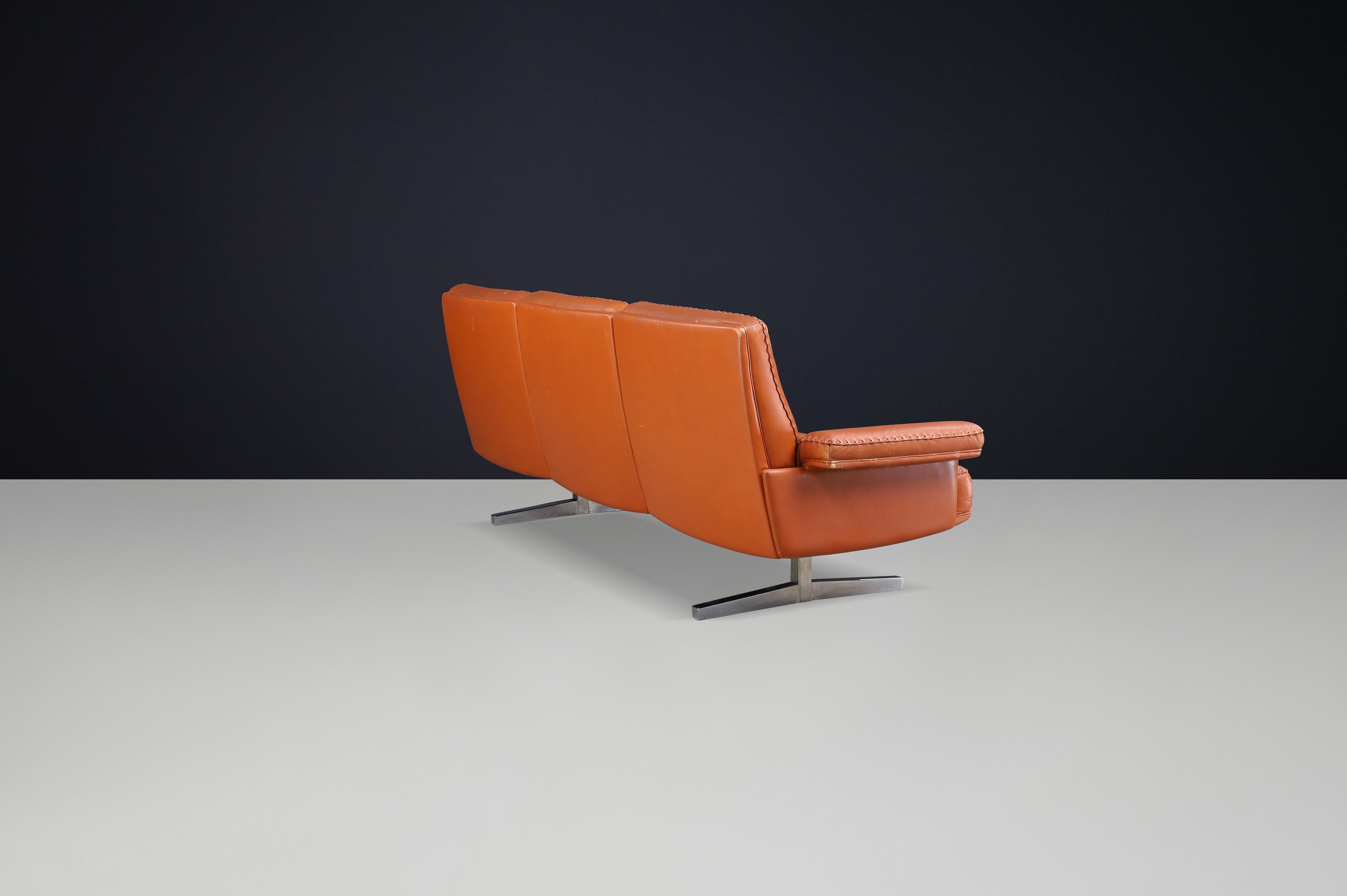 Divano a tre posti in pelle cognac De Sede DS-31 del 20° secolo, Svizzera, anni '70 in vendita 3