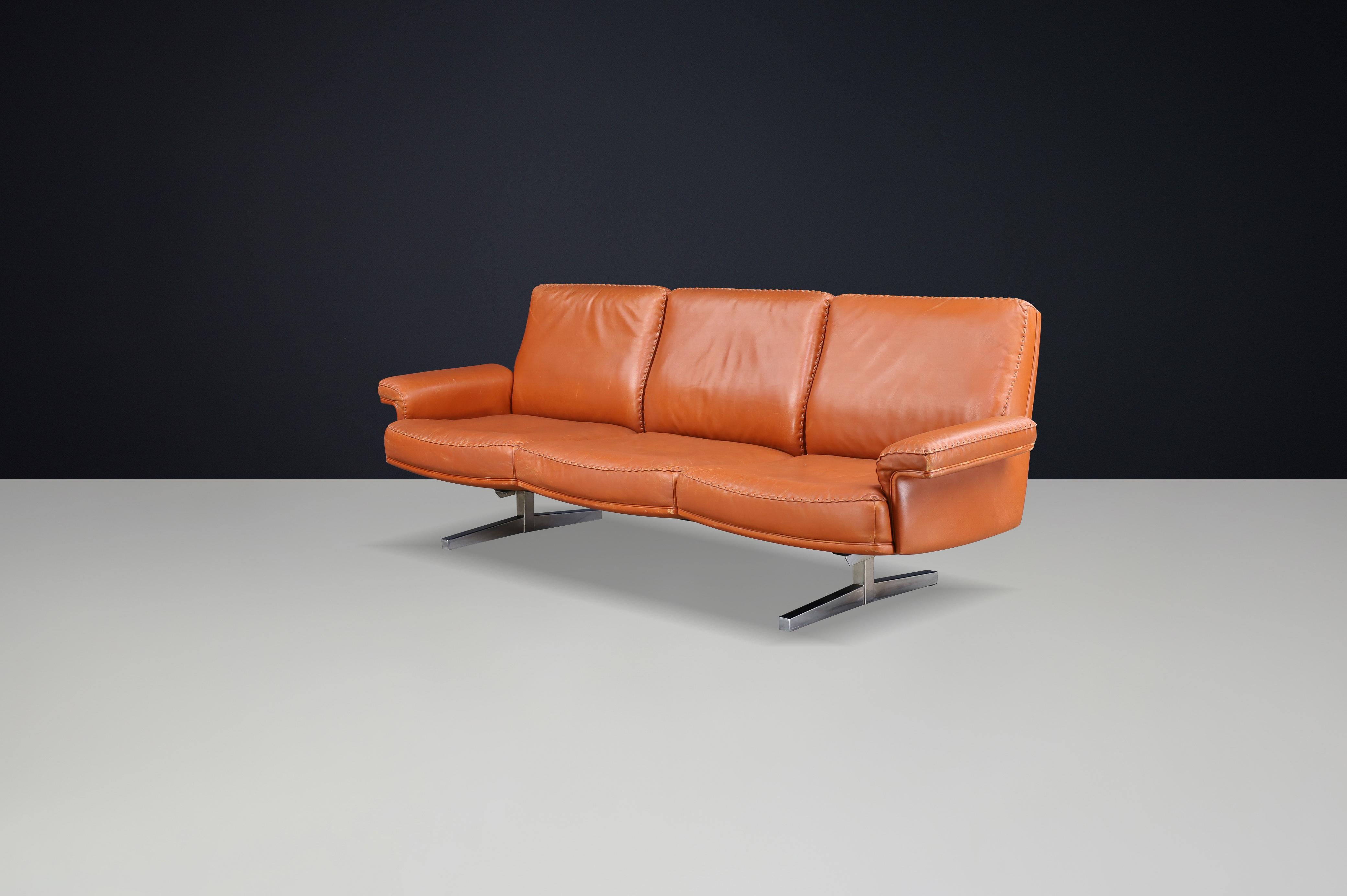 Svizzero Divano a tre posti in pelle cognac De Sede DS-31 del 20° secolo, Svizzera, anni '70 in vendita