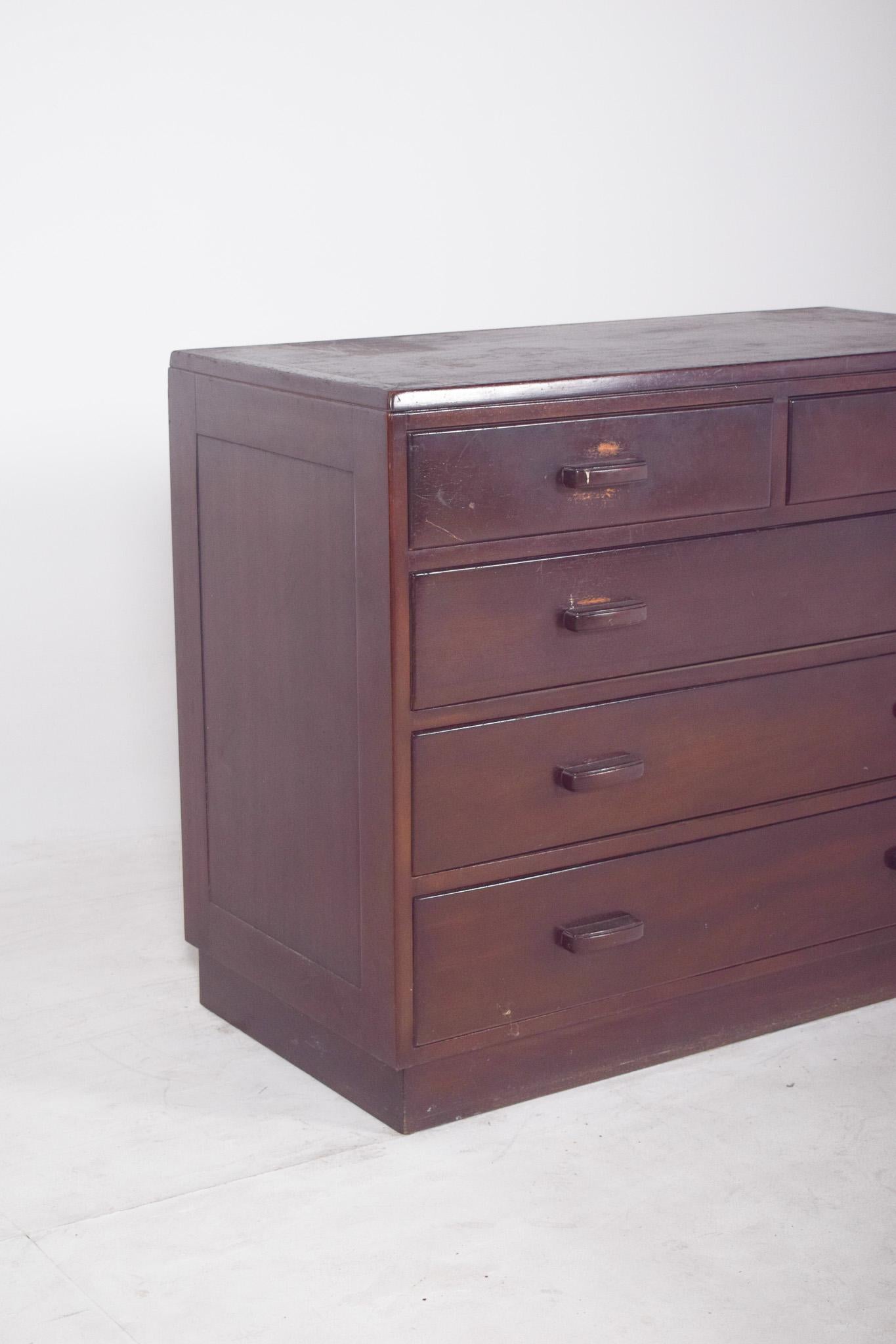Wood 20th Century Deco-Style English Chest of Drawers For Sale