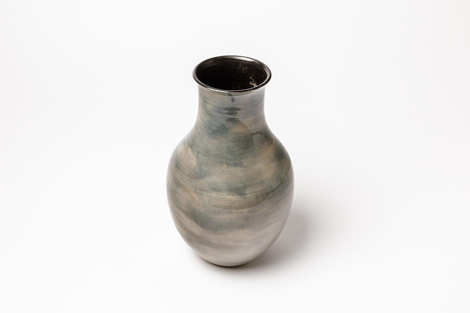 Français Art décoratif du 20e siècle élégant vase en céramique grise de Beck 1960