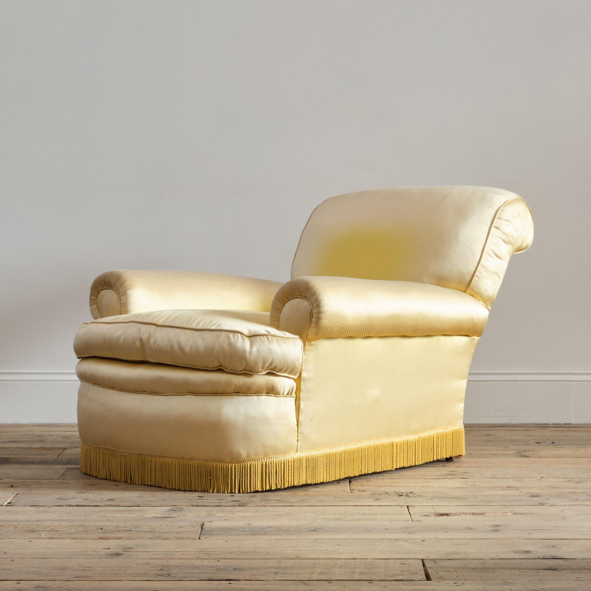 Sillón Club Estilo Howard del Siglo XX con Asiento Profundo Inglés en venta