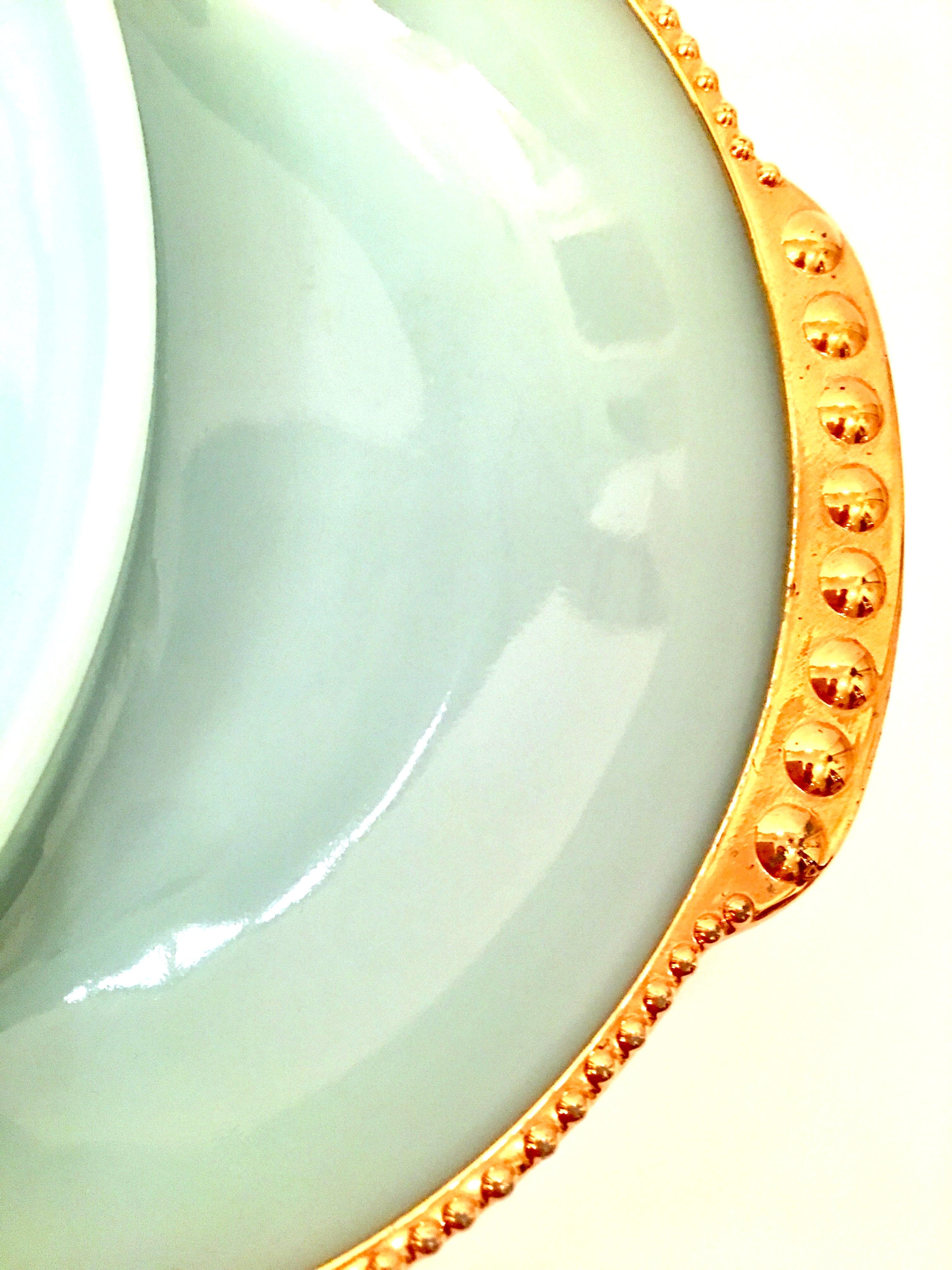 20. Jahrhundert Delphitglas & 22-Karat Gold geteilte Schale von:: Fire King 1