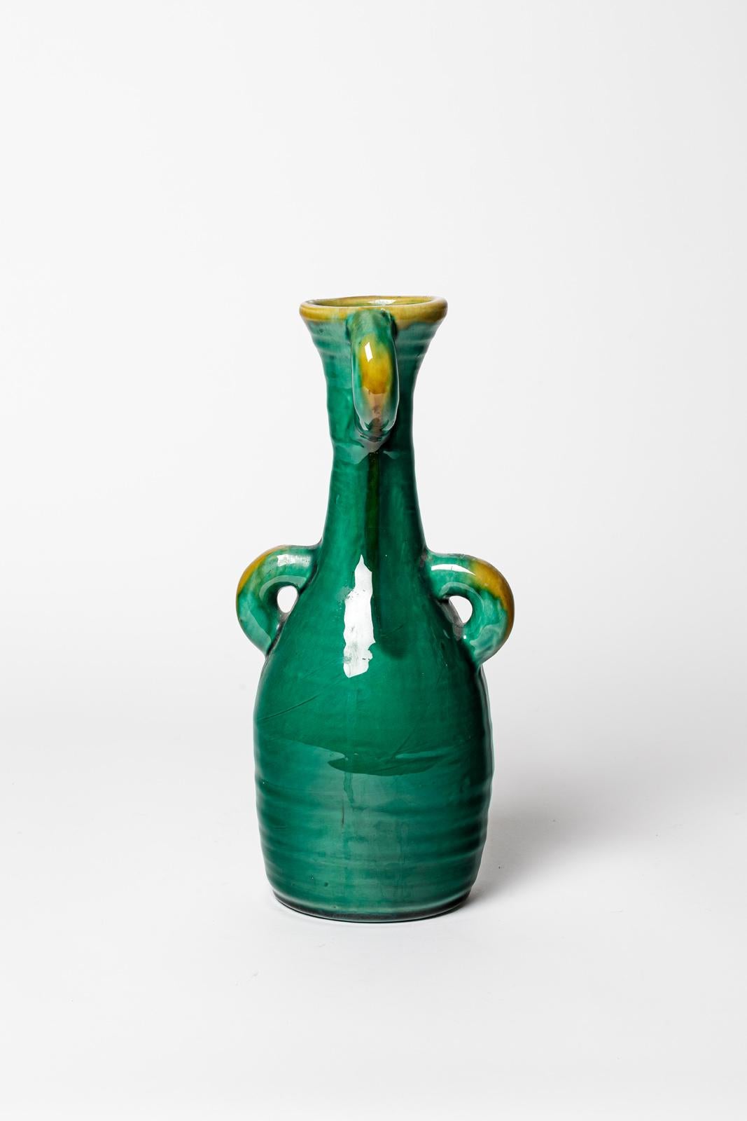 20th century design Accolay abstract green and yellow ceramic vase circa 1960 In Excellent Condition For Sale In Neuilly-en- sancerre, FR