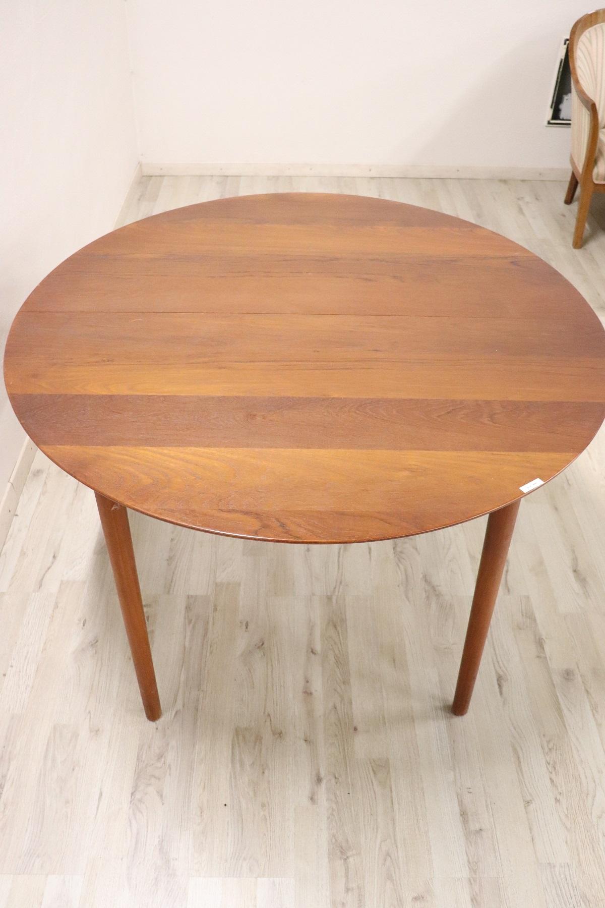 20th Century Design Dining Table by Peter Hvidt for Søborg in Teak, 1950s In Good Condition In Casale Monferrato, IT