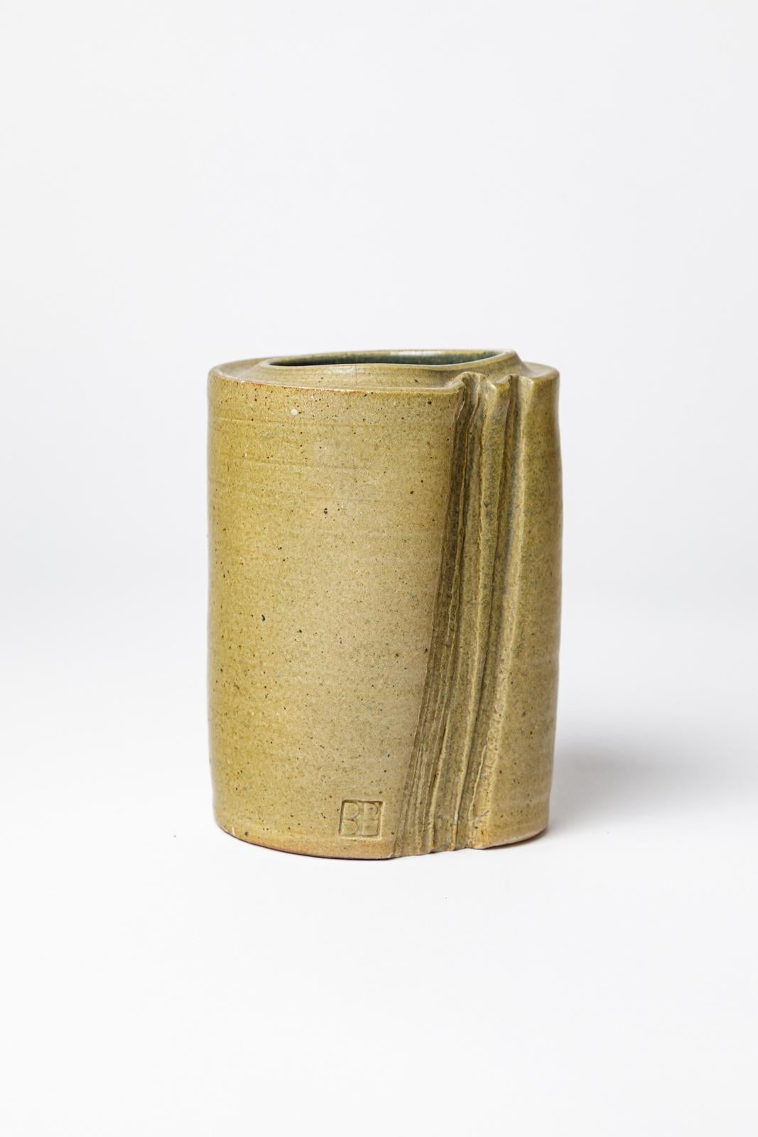 Vase en céramique grise design du 20ème siècle par Bernard Prigent 1970 La Borne Excellent état - En vente à Neuilly-en- sancerre, FR