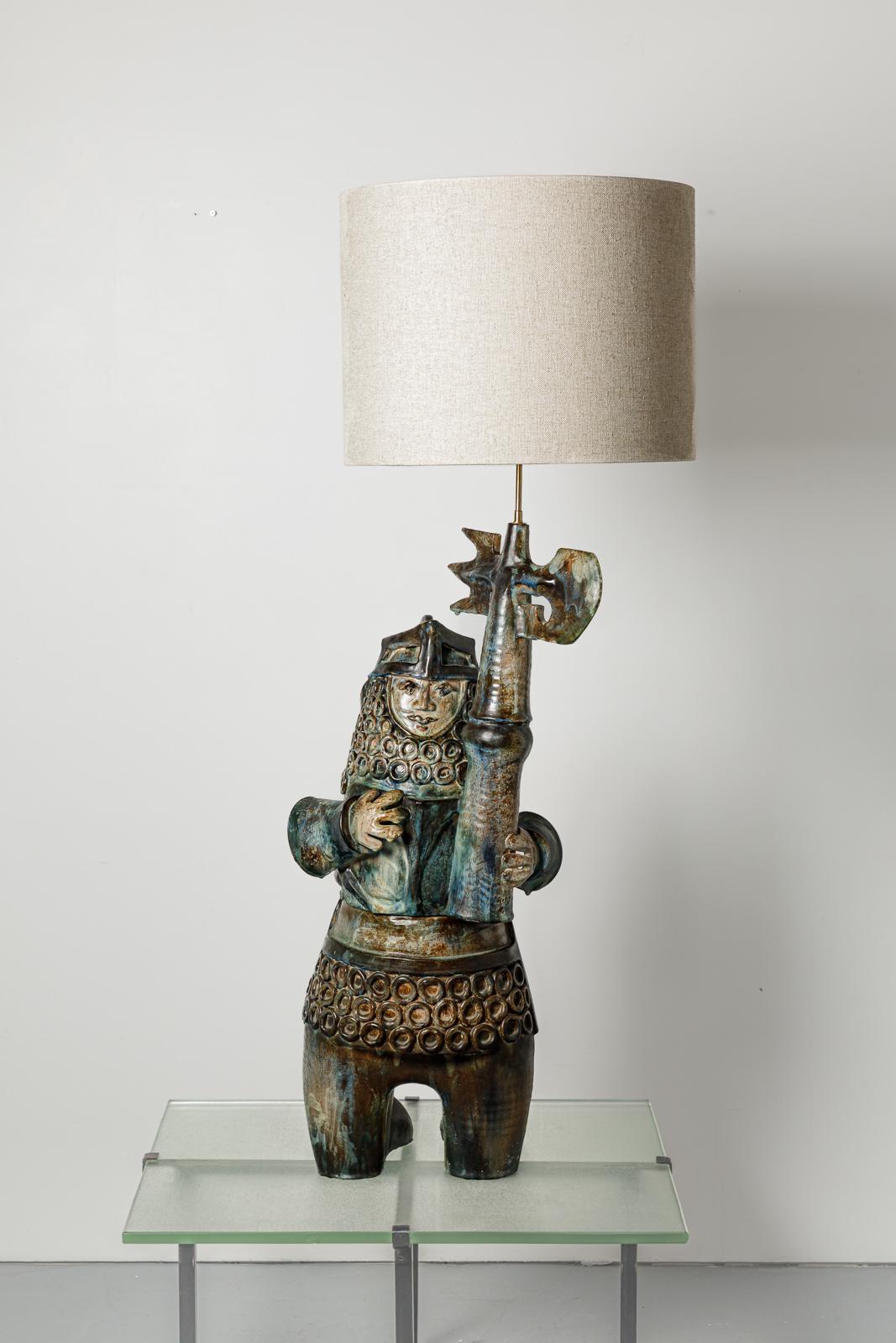20th century design Large colored warrior figure ceramic floor lamp 1950 1 meter For Sale 3