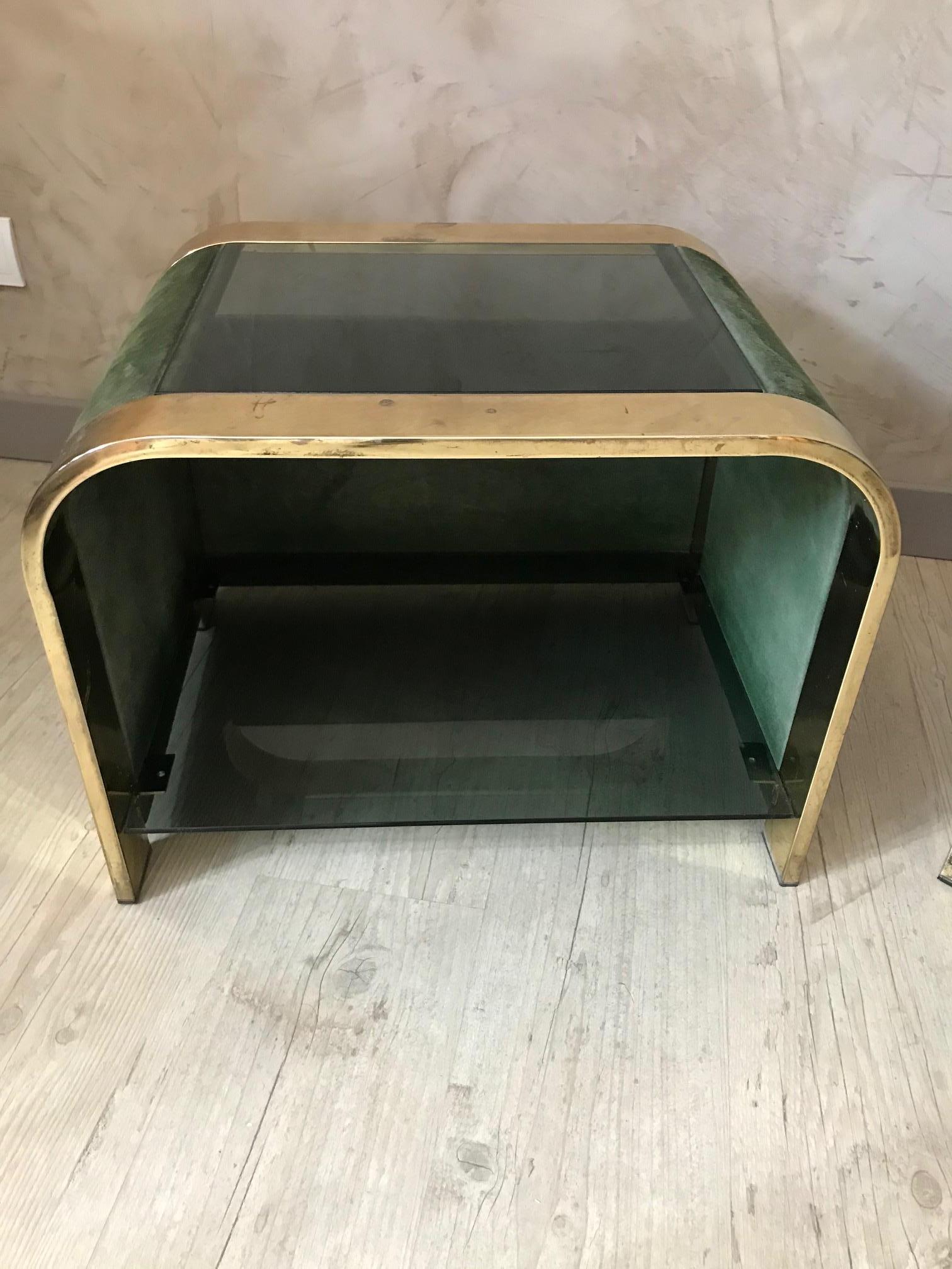 20th Century Design Nubuck, Smoked Glass and Brass Pair of Side Table, 1970s In Good Condition In LEGNY, FR