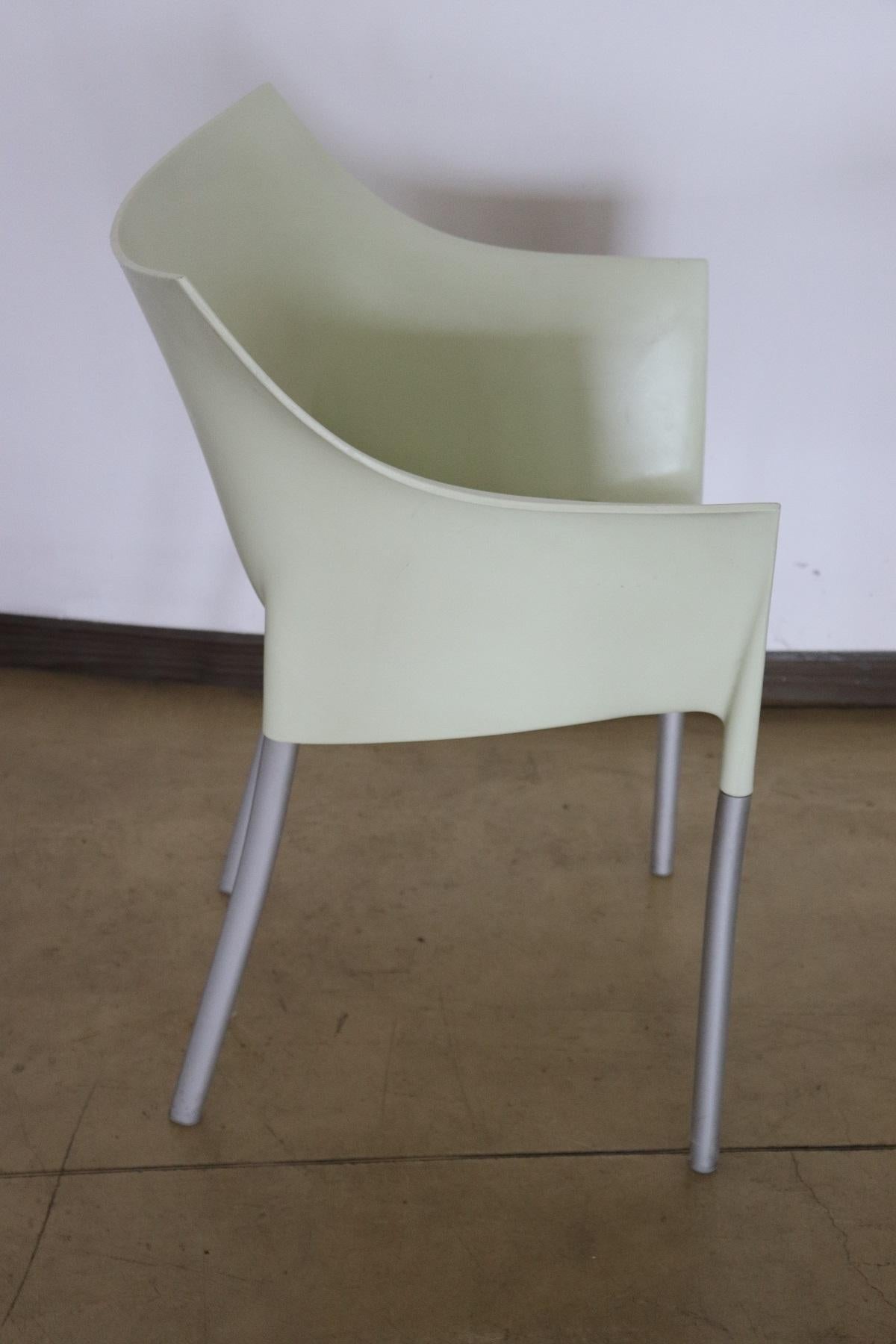 Table et chaises design du XXe siècle par Philippe Starck pour Kartell, années 1990 en vente 1