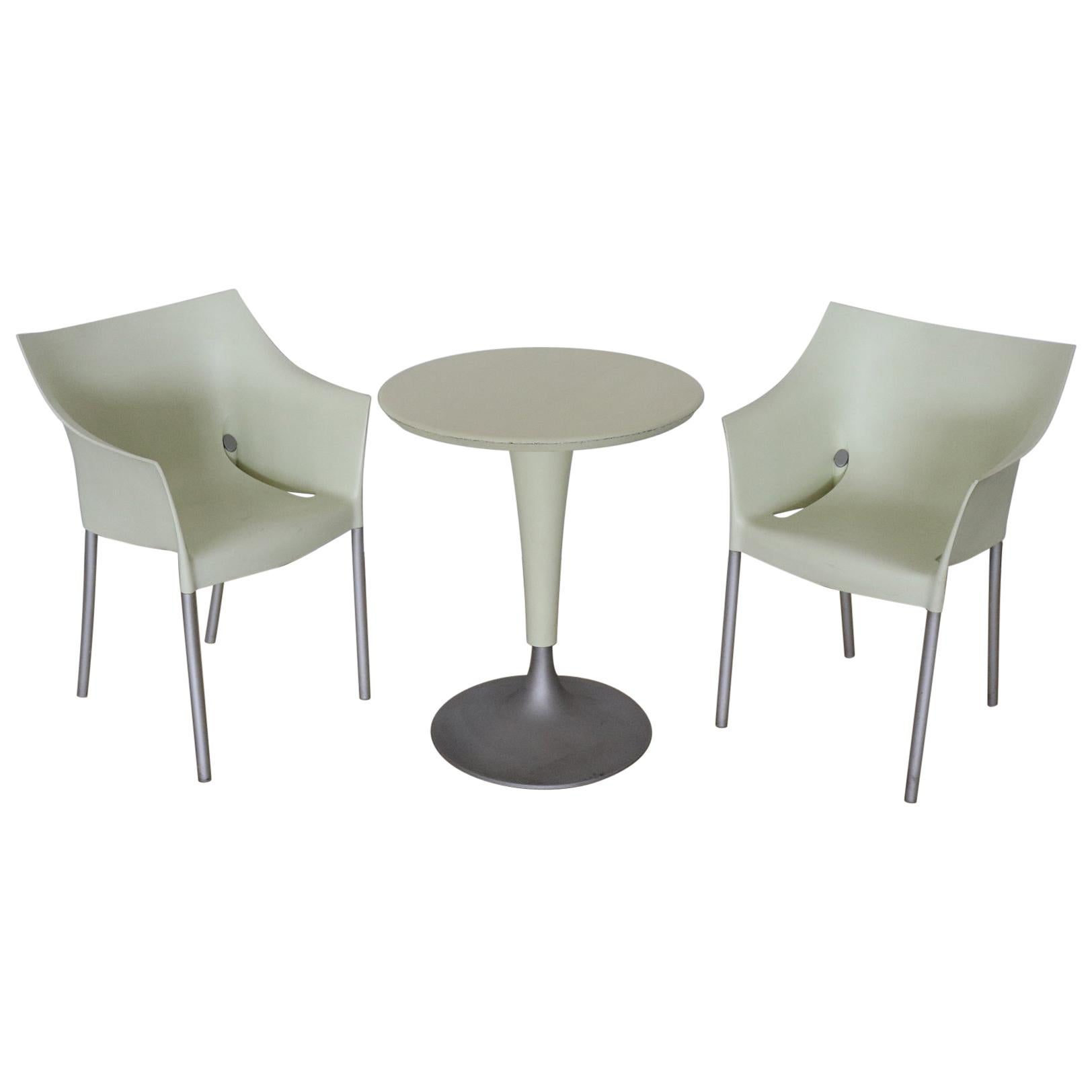 20th Century Design Table and Chairs by Philippe Starck for Kartell, 1990s For Sale