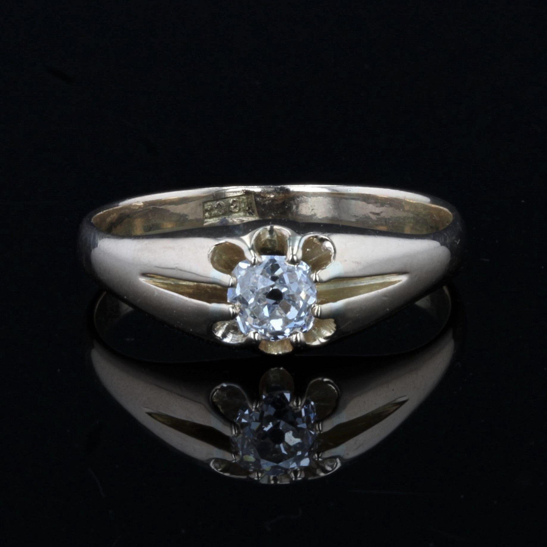 20. Jahrhundert Diamant 18 Karat Gelbgold Antiker Ring im Angebot 1
