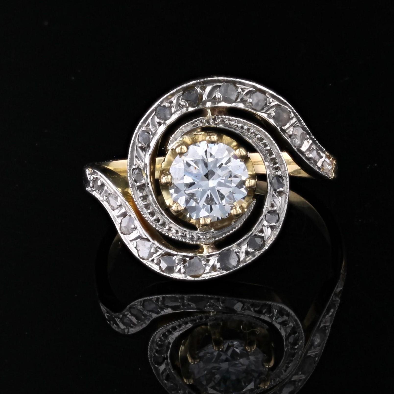 Brilliant Cut 20th Century Diamond 18 Karat Yellow Gold Platinum Swirl Ring For Sale