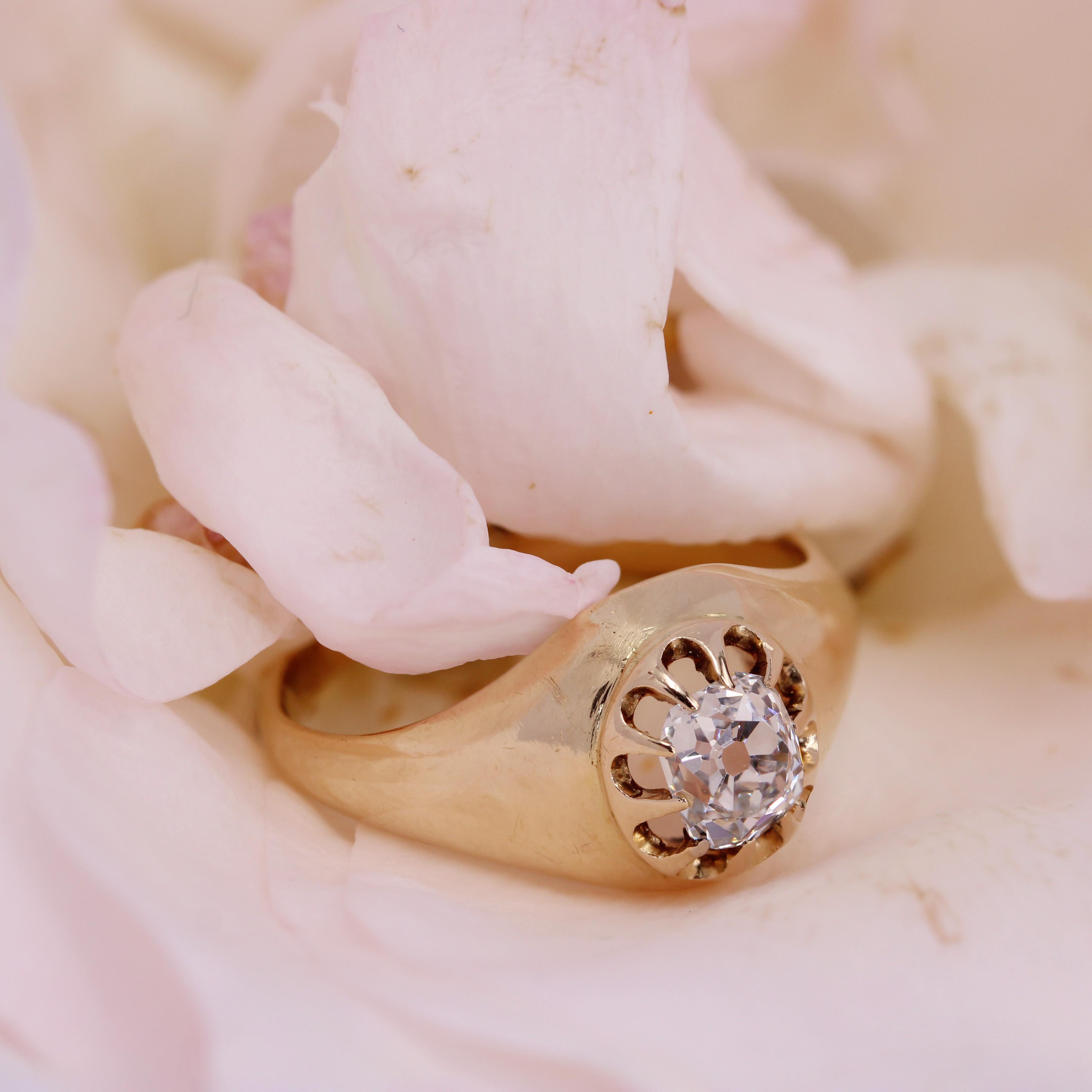 20th Century Diamond 18 Karat Yellow Gold Solitaire Bangle Ring For Sale 6