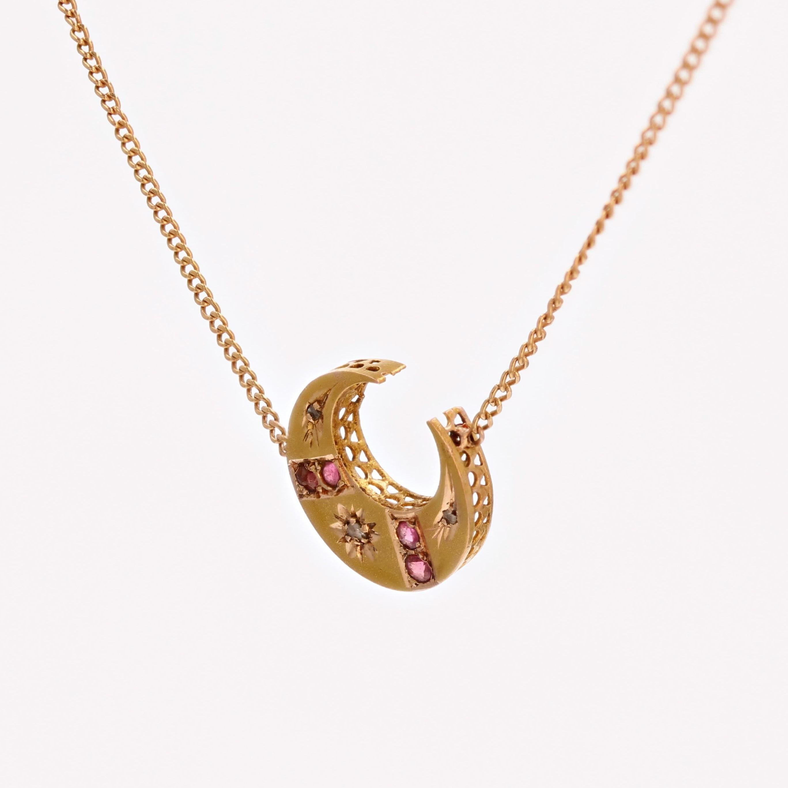 Belle Époque 20th Century Diamonds 18 K Yellow Gold Crescent Moon Pattern Necklace For Sale
