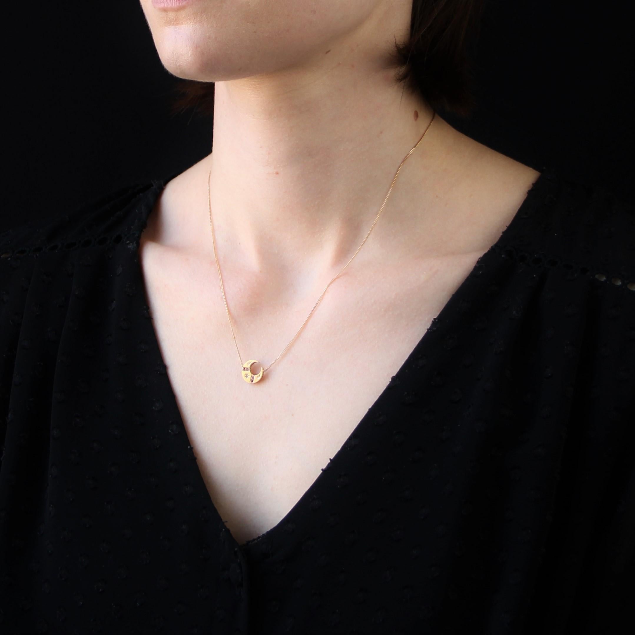 20th Century Diamonds 18 K Yellow Gold Crescent Moon Pattern Necklace For Sale 2